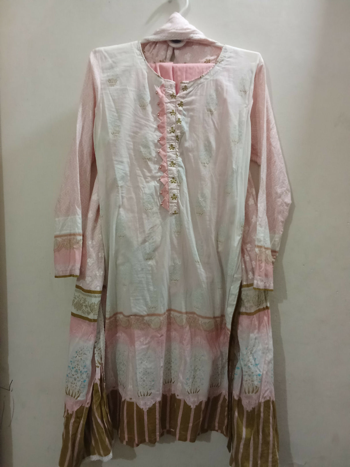 Gul Ahmed | Women Branded Kurta | Medium | Worn Once