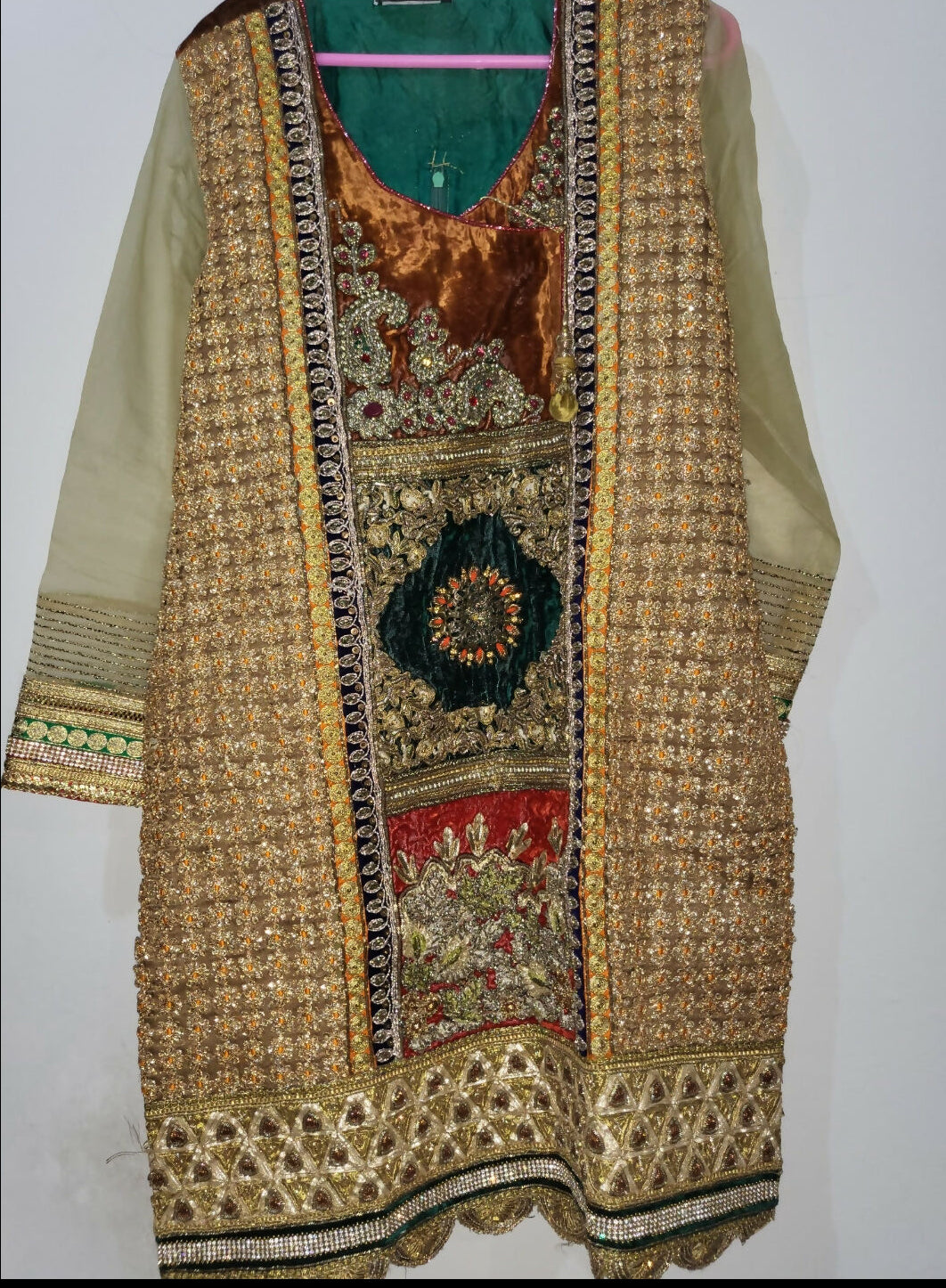 Short Embroidered Shirt | Women Locally Made Formals | Large | Preloved