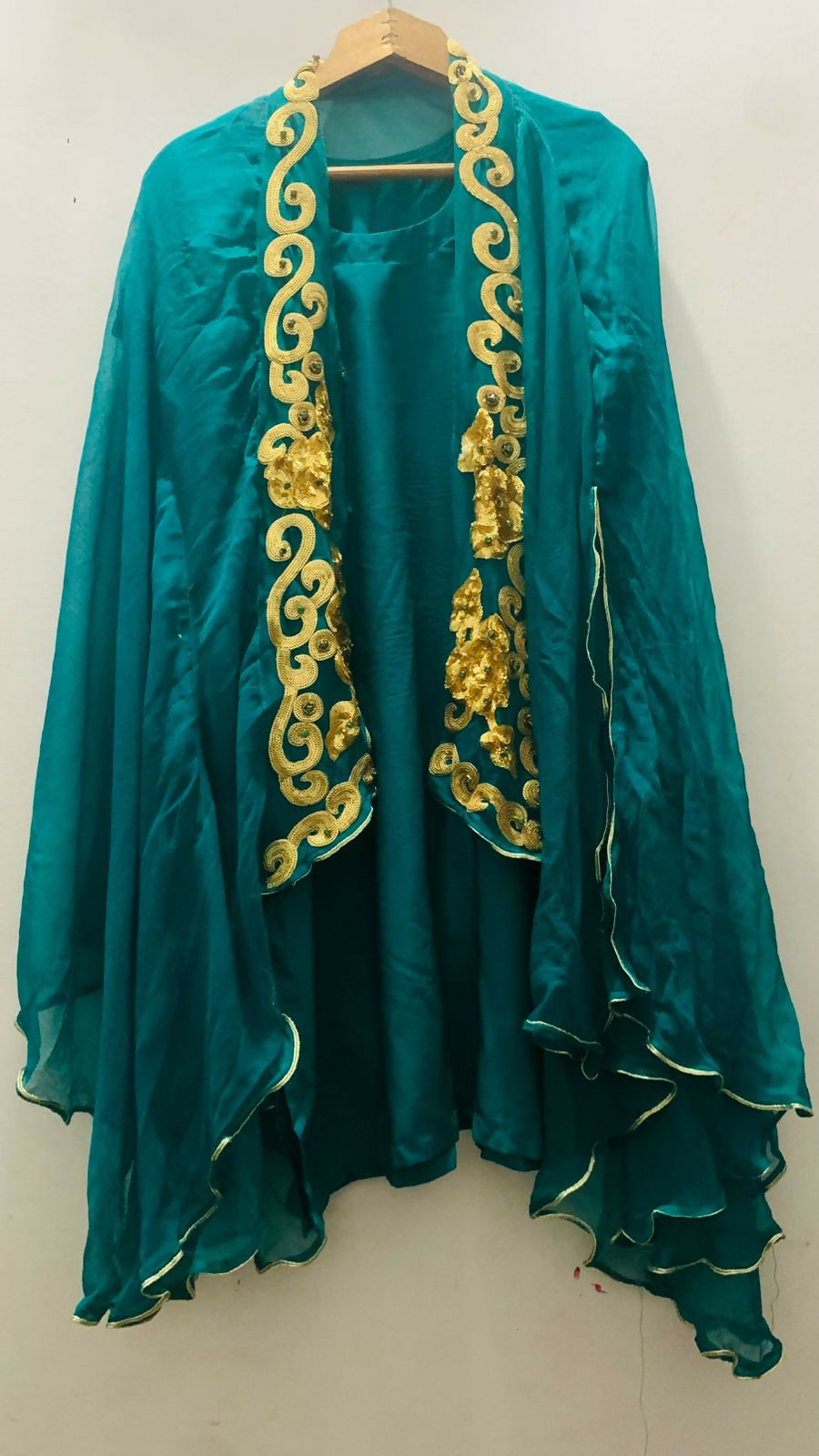 4 piece dress Beautiful Green Party Wear | Women Locally Made Formals | Small | Preloved