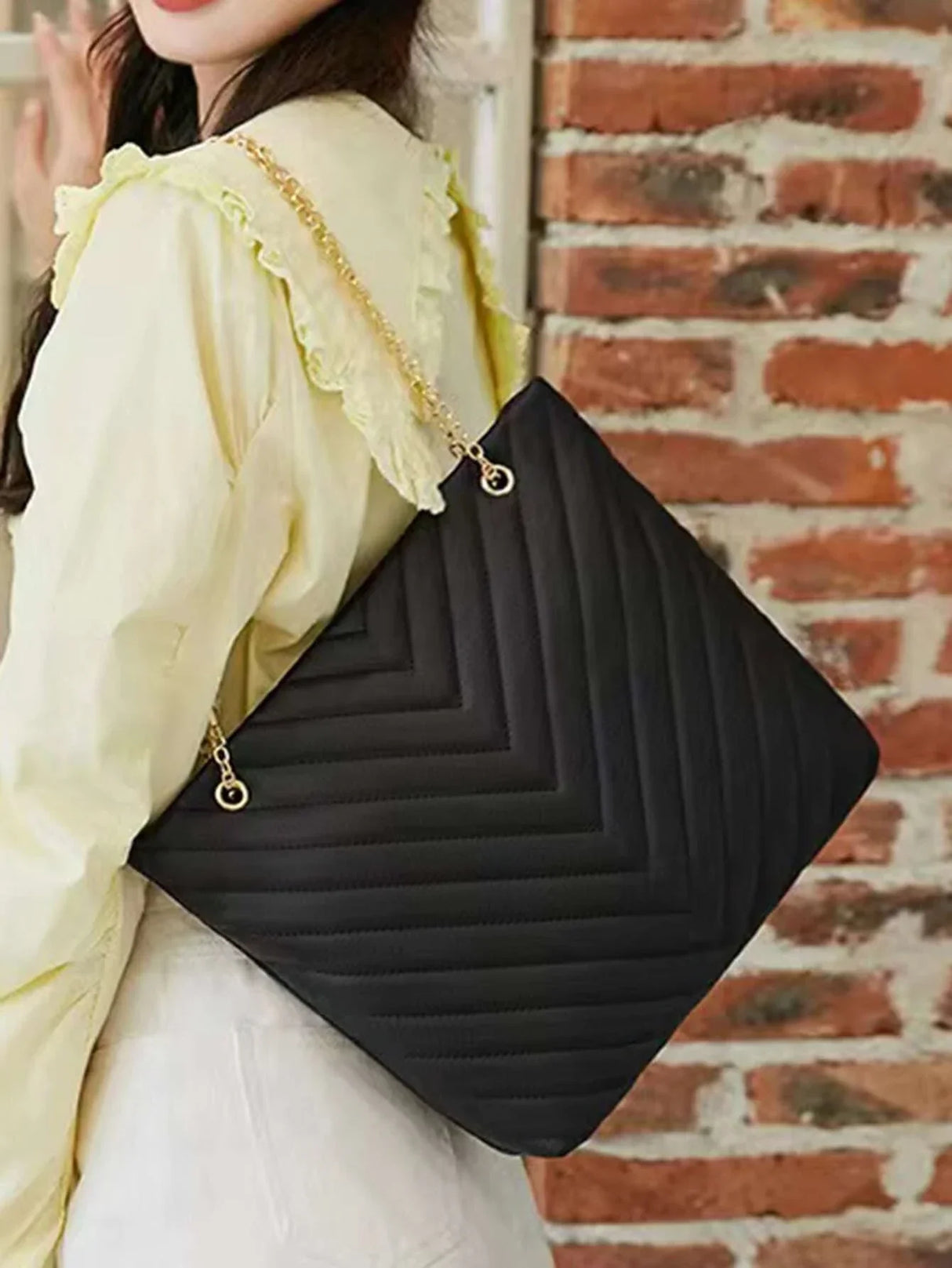 Buy SHEIN Trendy Chain Tote Bag, Women's Large Capacity Shoulder Bag, Simple Solid Color Handbag Chevron Chain Shoulder Tote Bag in Pakistan