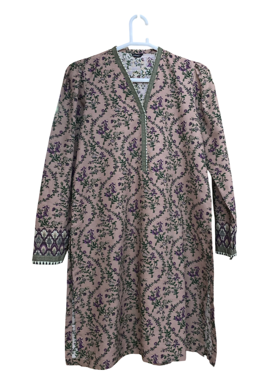 dlS1dyxWy6-Photoroom