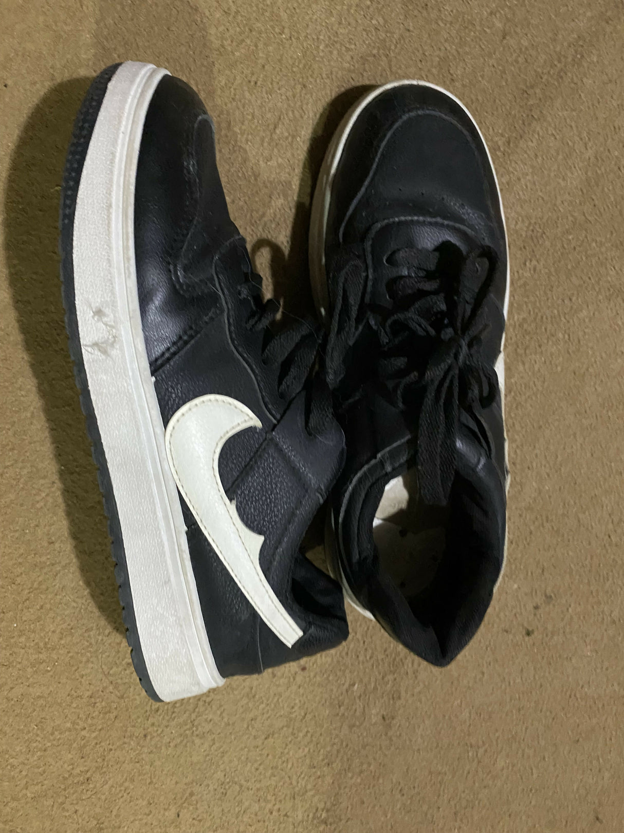 Black & White Shoes | Men Accessories & Footwear | Size: 40 | Preloved