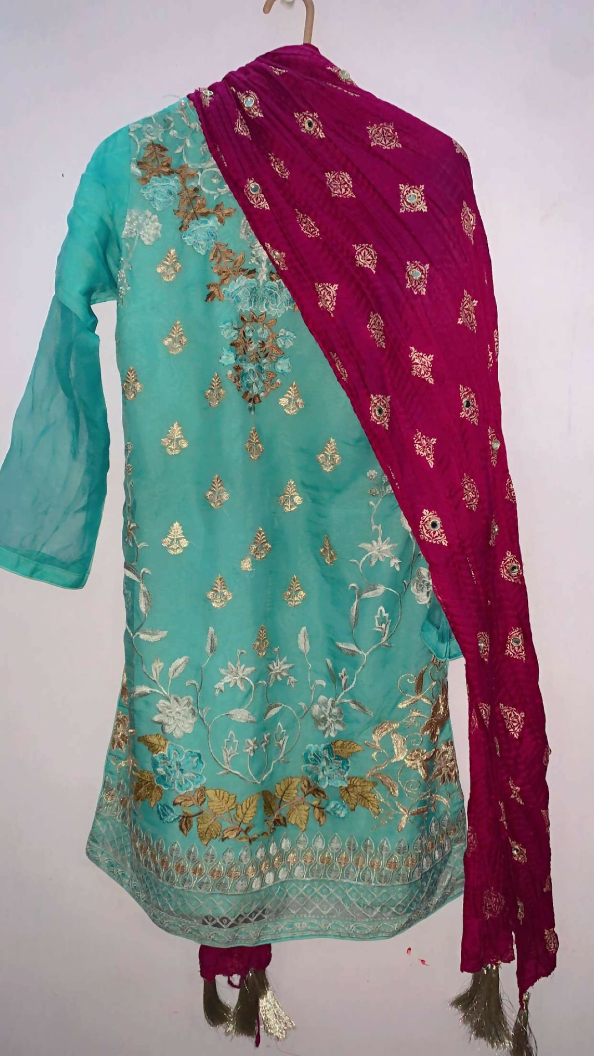 Embroided 2Pcs | Women Locally Made Formals | Medium | Preloved