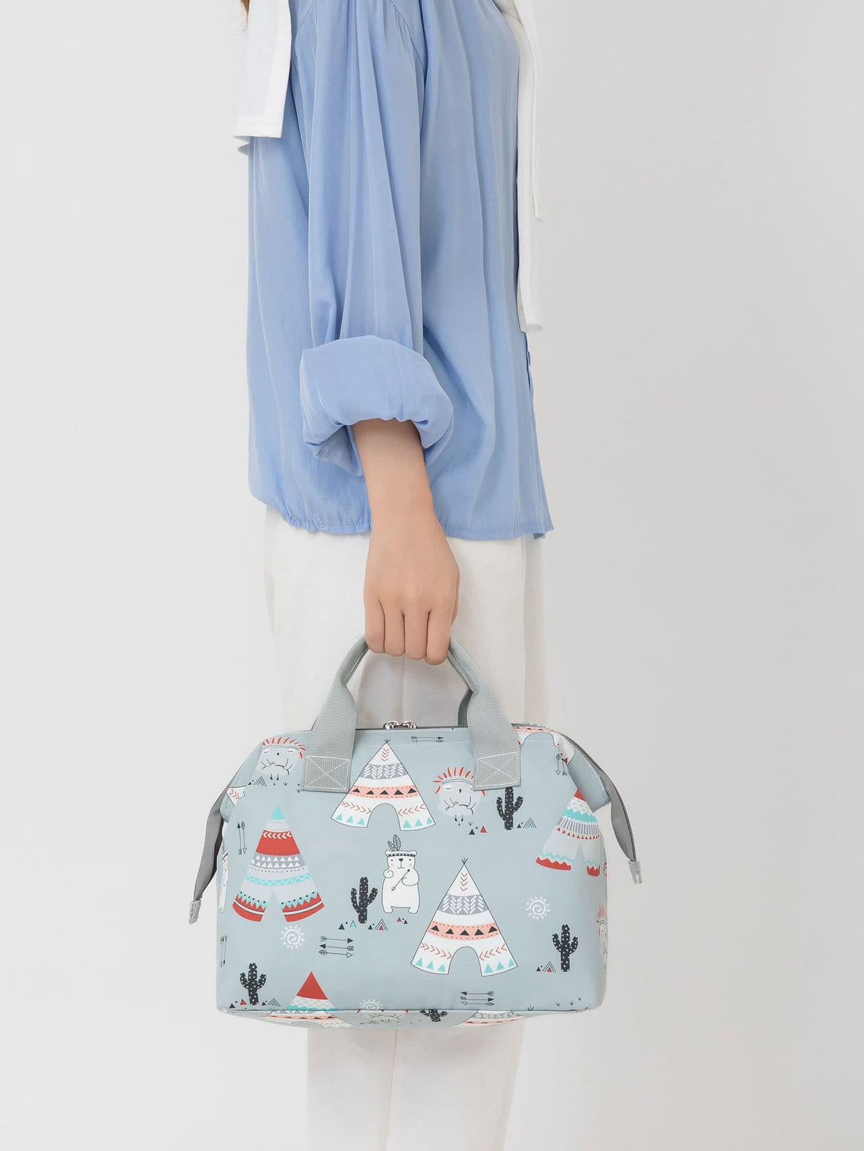 Buy SHEIN 1pc Cartoon Graphic Diaper Bag in Pakistan