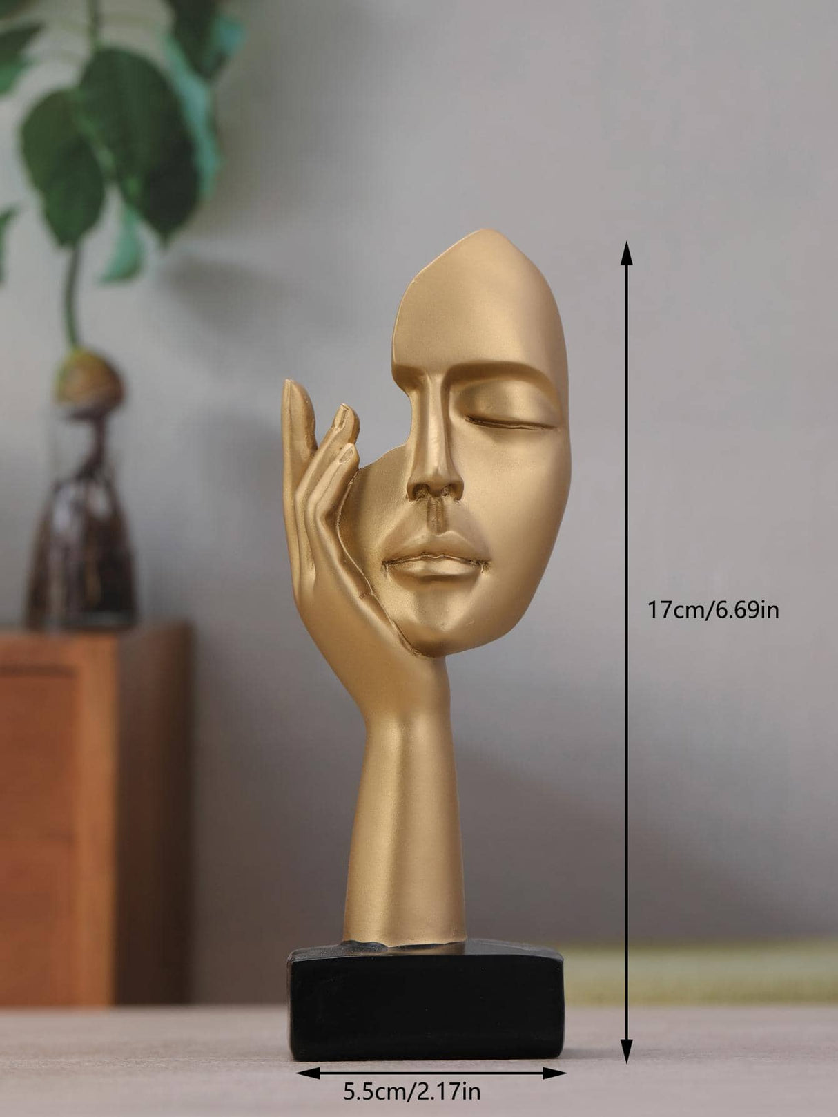 Buy SHEIN Polyresin Metallic Figure Design Decoration in Pakistan