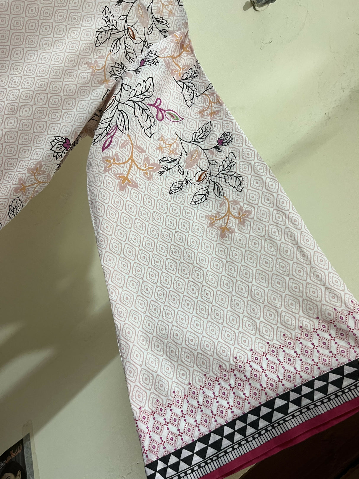 Nishat | Baby Pink Lawn Kurta | Women Branded Kurta | Medium | Preloved