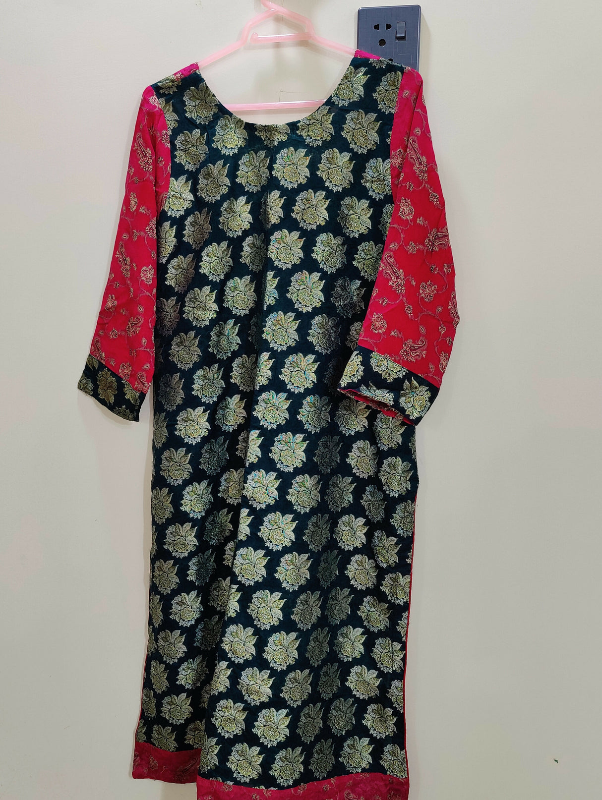 Black Banarsi Kurti | Women Locally Made Formals | Large | Worn Once