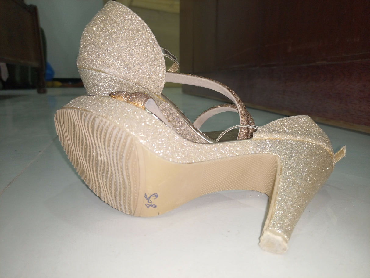 Golden Fancy Heels | Women Shoes | Heels |Size:8 | Worn Once