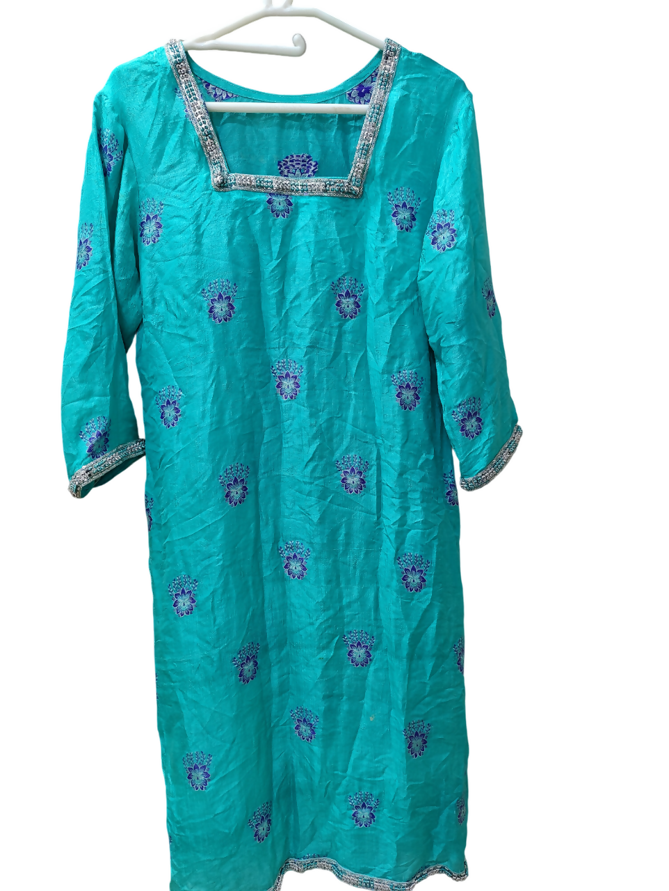 2PC Stitched Suit | Women Locally Made Formals | Medium | Preloved