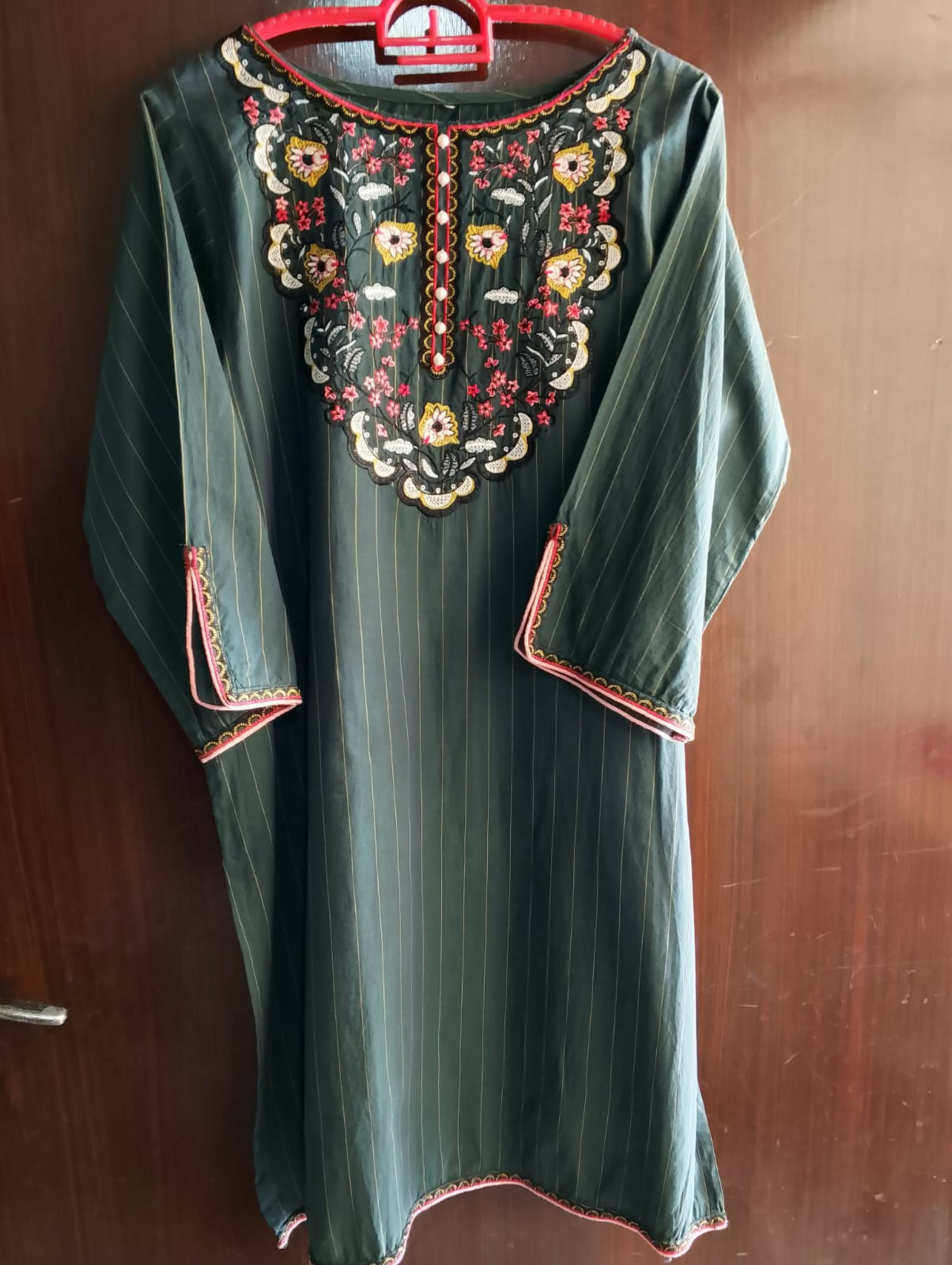 Green-embriodery-kurta