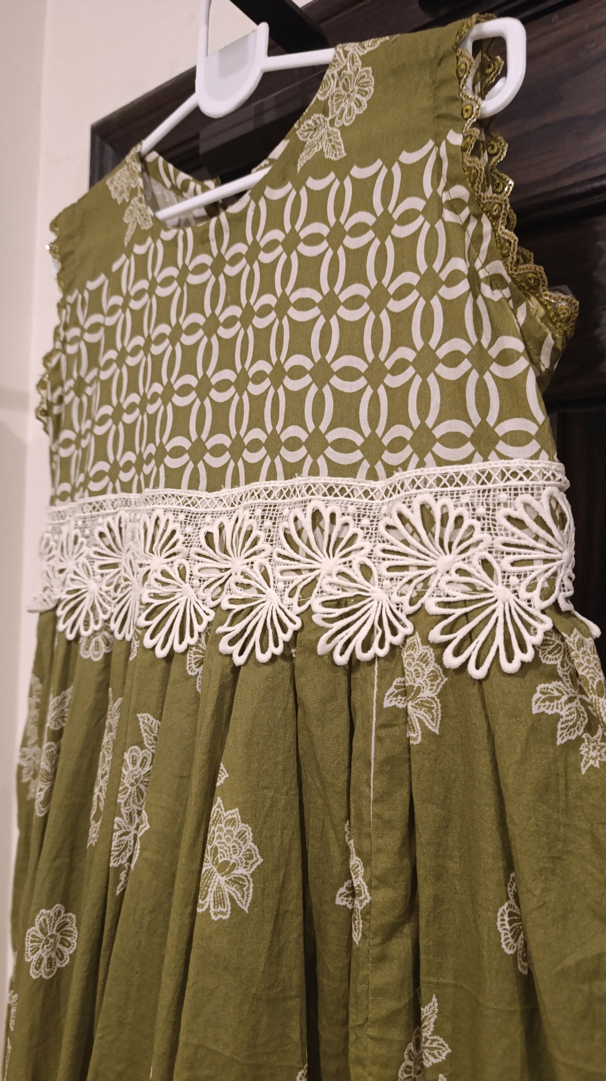 Sapphire Girls Frock | Girls Skirts & Dresses | Size: 4 to 5 Yrs | Worn Once