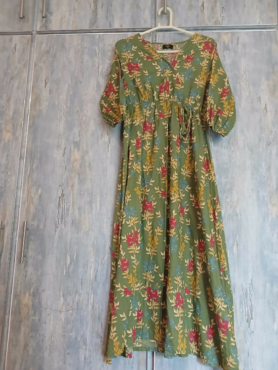 Saya | Olive Green Lawn Kurta | Women Branded Kurta | XSmall | Worn Once