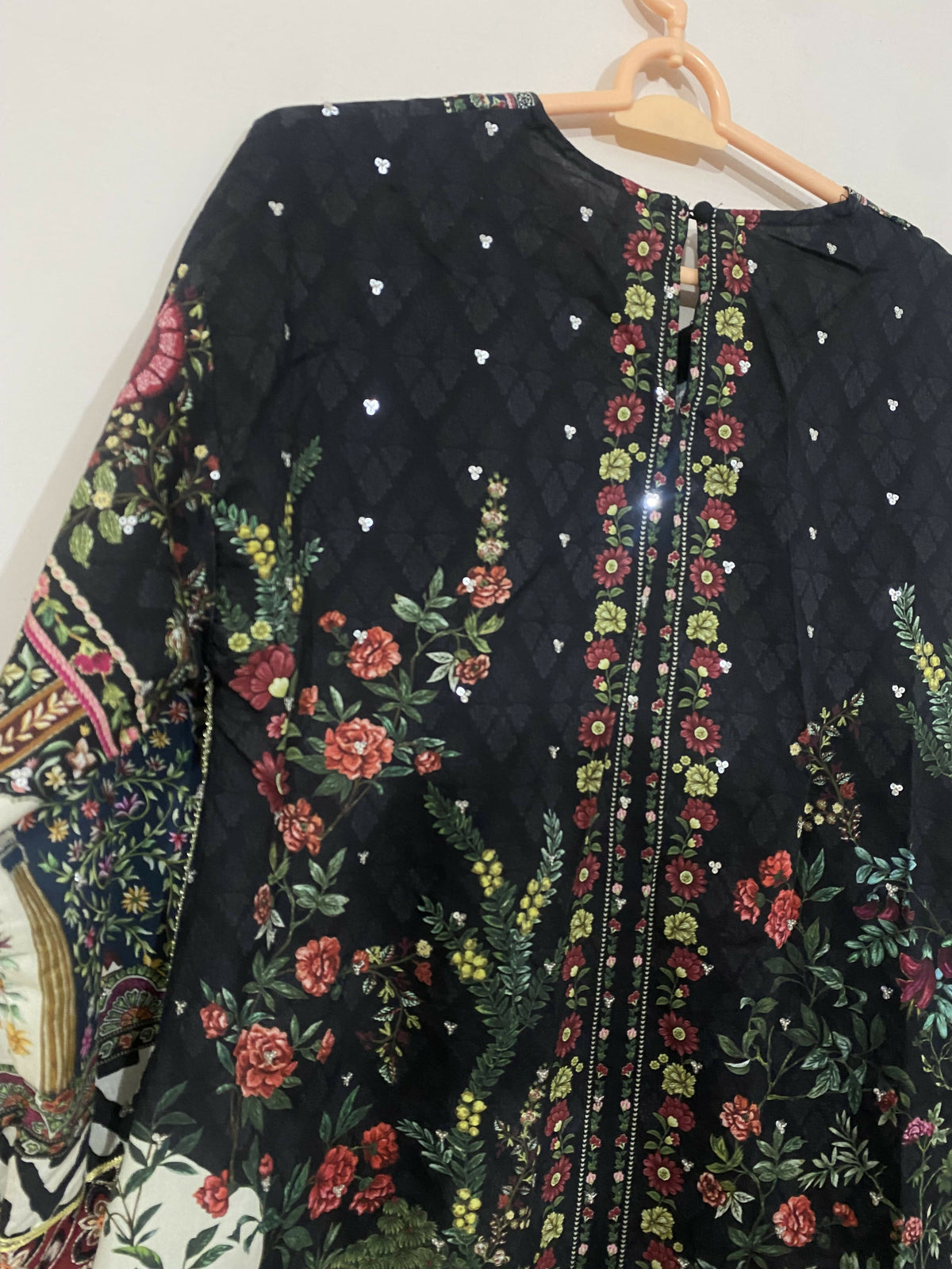 Ethnc | Women Branded Kurta | Black | Small | Worn Once