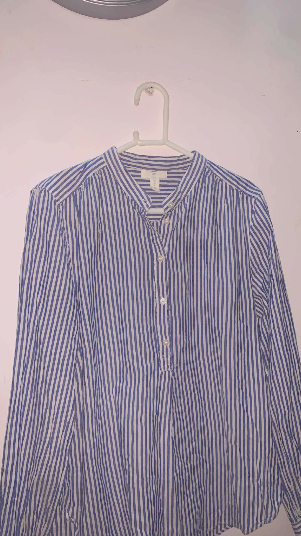 H & M | Women Tops & Shirts | Small | Preloved