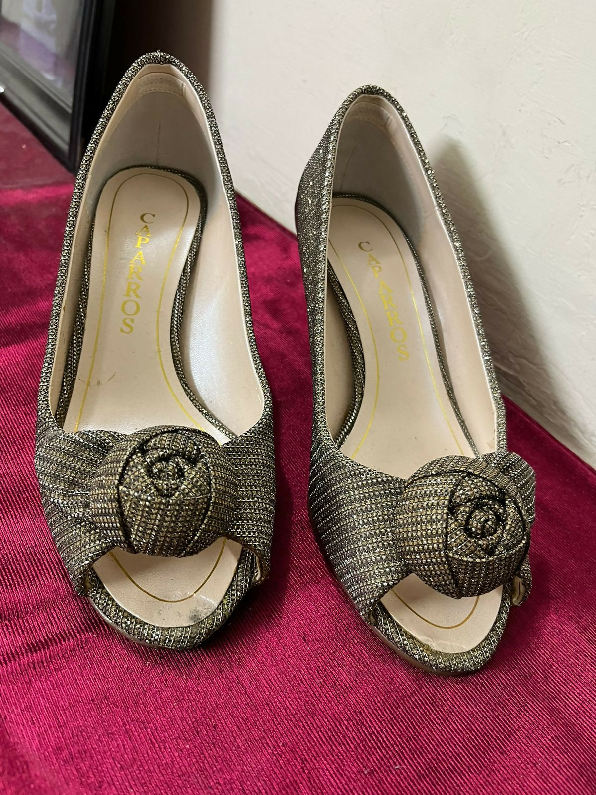 Capparos (USA) | Dull Gold Shiny Heels | Women Shoes | Size: 6.5 | Preloved