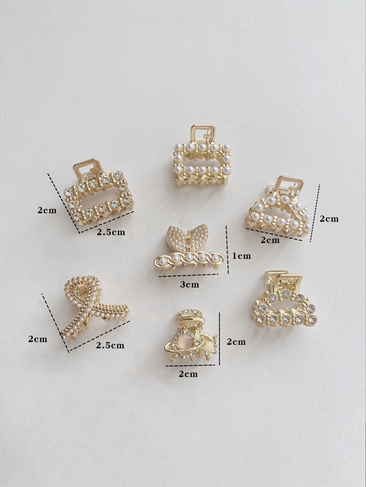 Buy SHEIN 7pcs Women's Pearl And Rhinestone Decor Half Up Hair Clip in Pakistan
