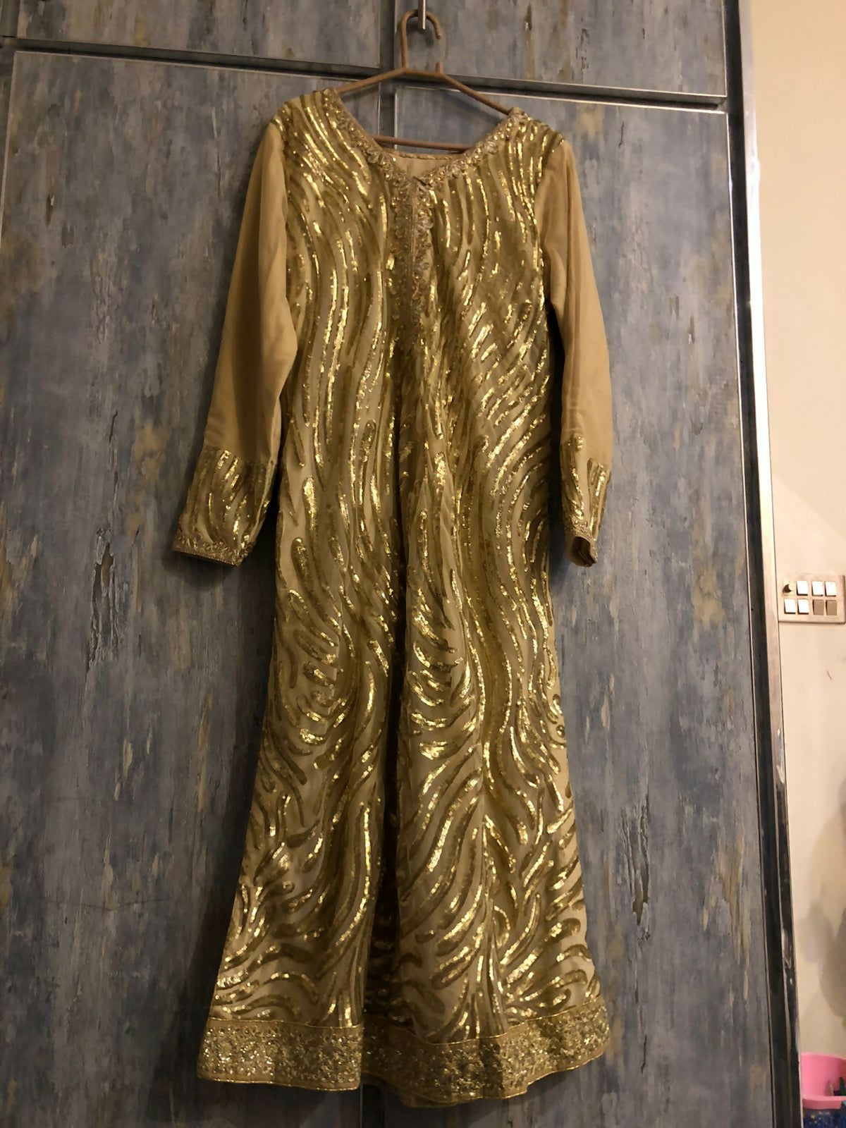 2PC Beautiful Stitched Suit | Women Formals | Large | Preloved