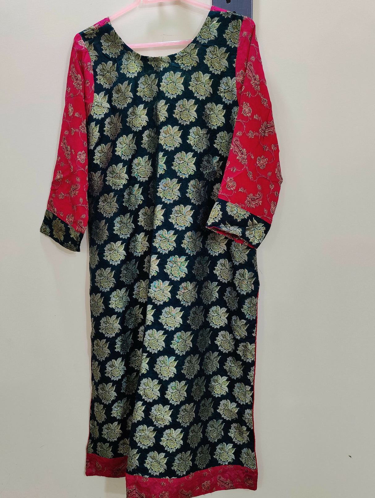 Black Banarsi Kurti | Women Locally Made Formals | Large | Worn Once