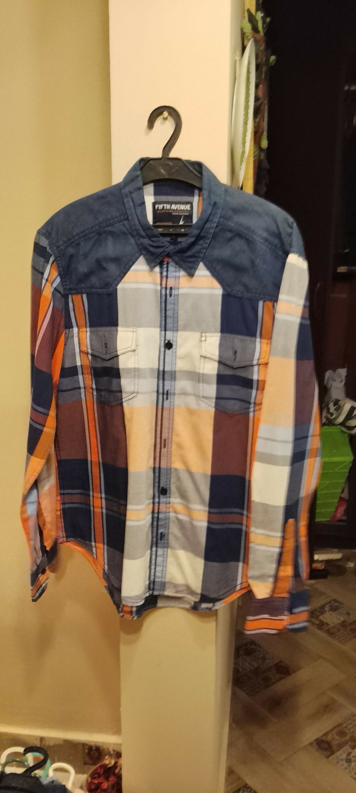Fifth Avenue | Men Shirts & Tops | Orange & Blue | Medium | Preloved