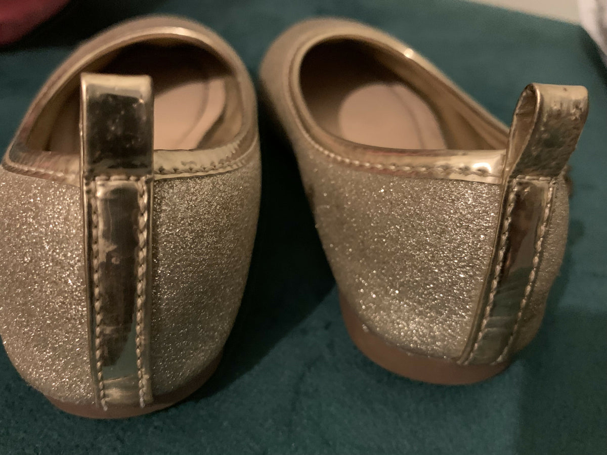 Clive | KIds | Girls Shoes | Size: 25 | Silver | Preloved