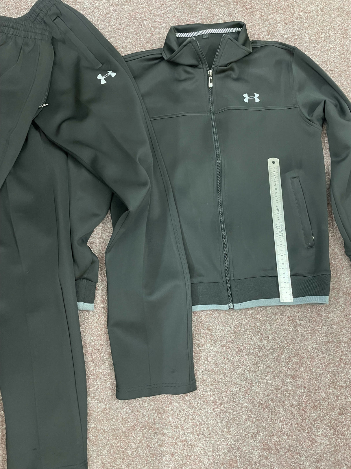 Under Armour Track Suit | Women Athletics | Gym & Casual Wear | Large | Brand New