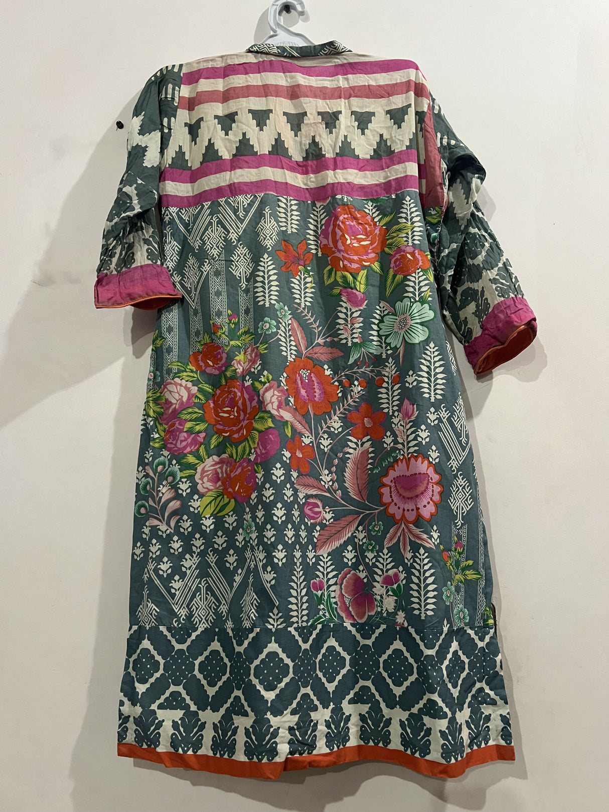 Stitched Kurta | Women Locally Made Kurta | Small | Preloved