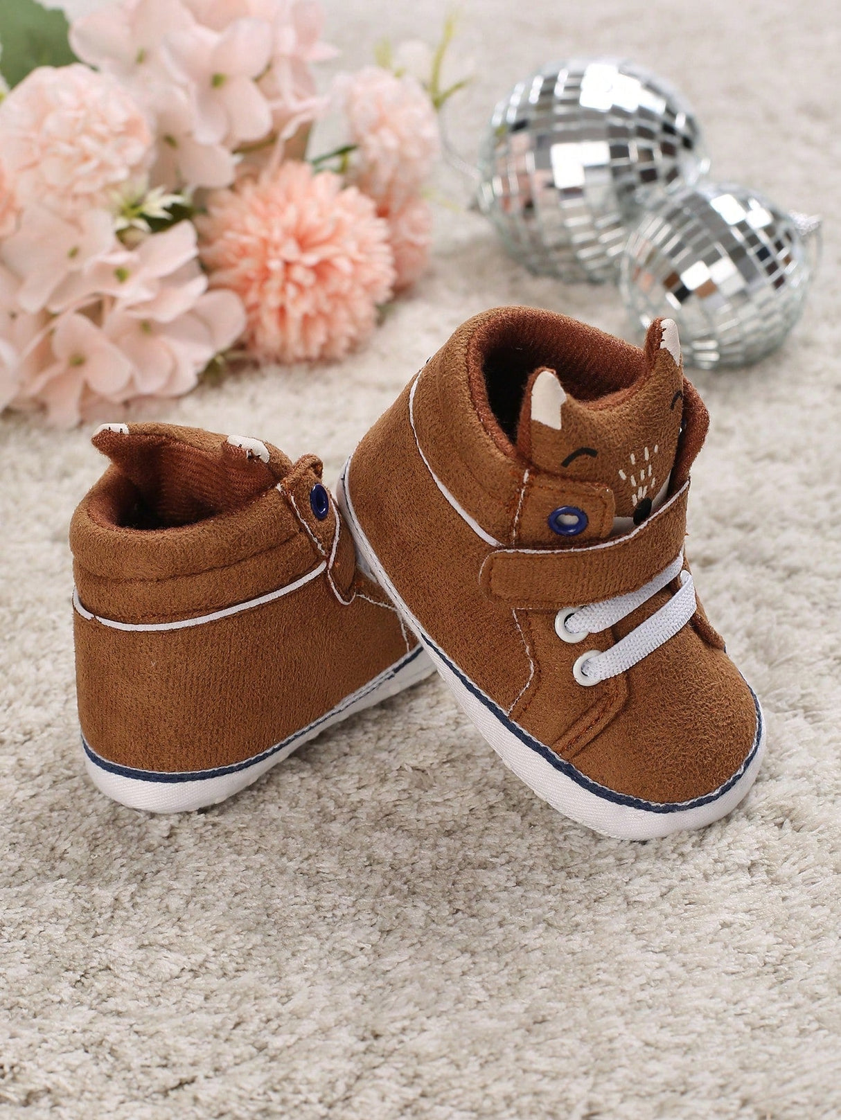 Buy SHEIN Baby Fox Decor Hook-and-loop Fastener Sneakers For Spring & Fall in Pakistan