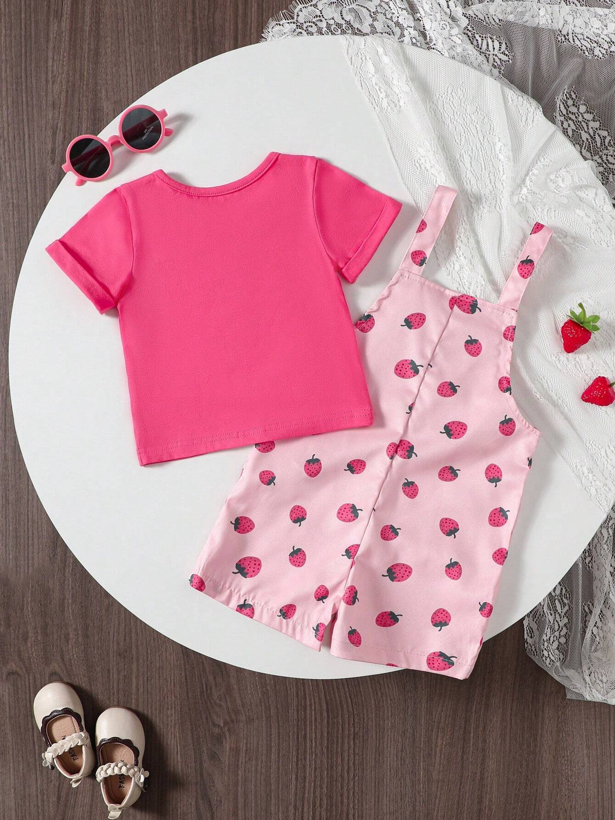 Buy SHEIN Baby Girl Casual Fashionable Berry Printed Overalls Shorts & Solid Short Sleeve T-Shirt Summer Outfit in Pakistan
