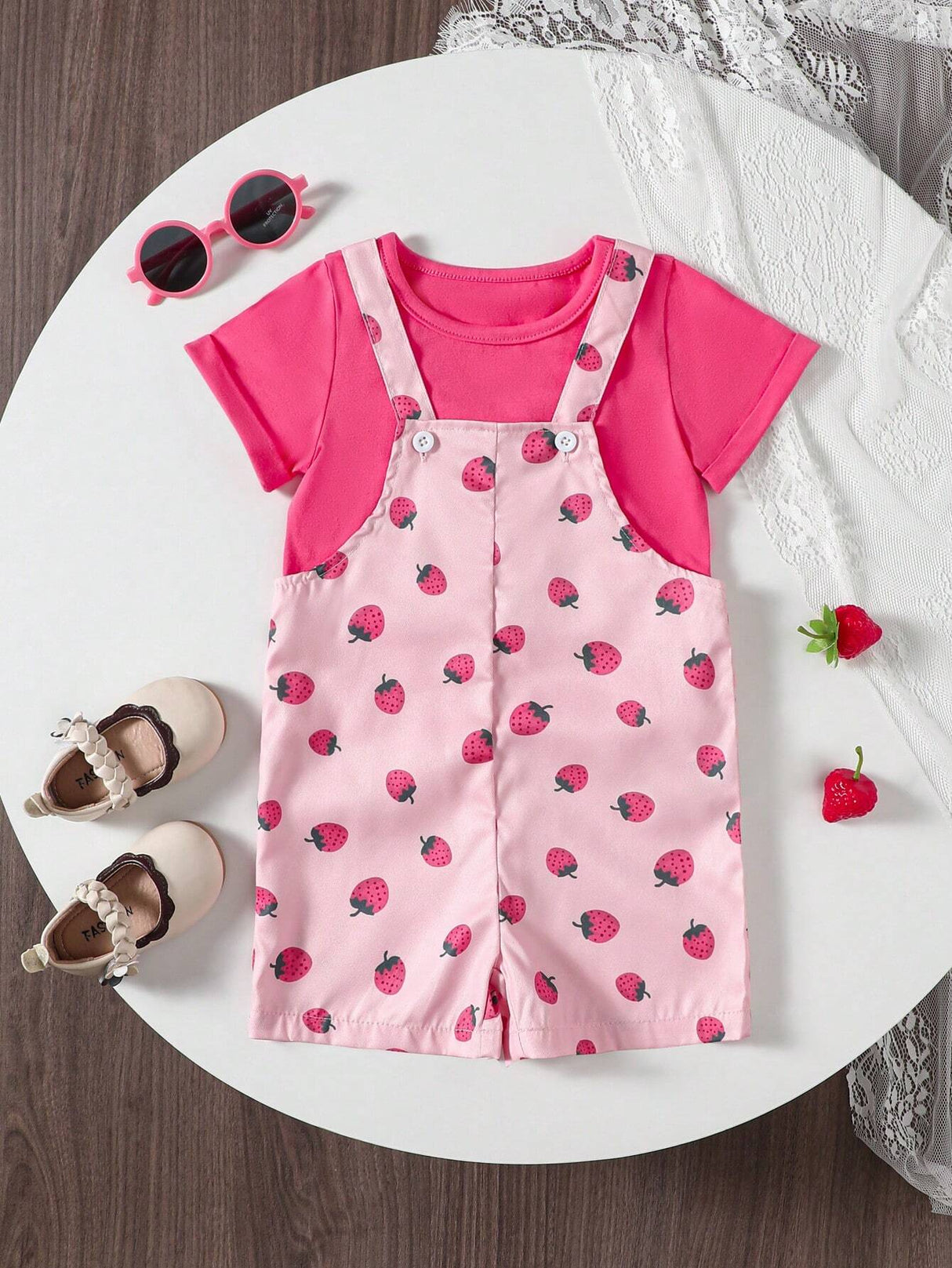 Buy SHEIN Baby Girl Casual Fashionable Berry Printed Overalls Shorts & Solid Short Sleeve T-Shirt Summer Outfit in Pakistan