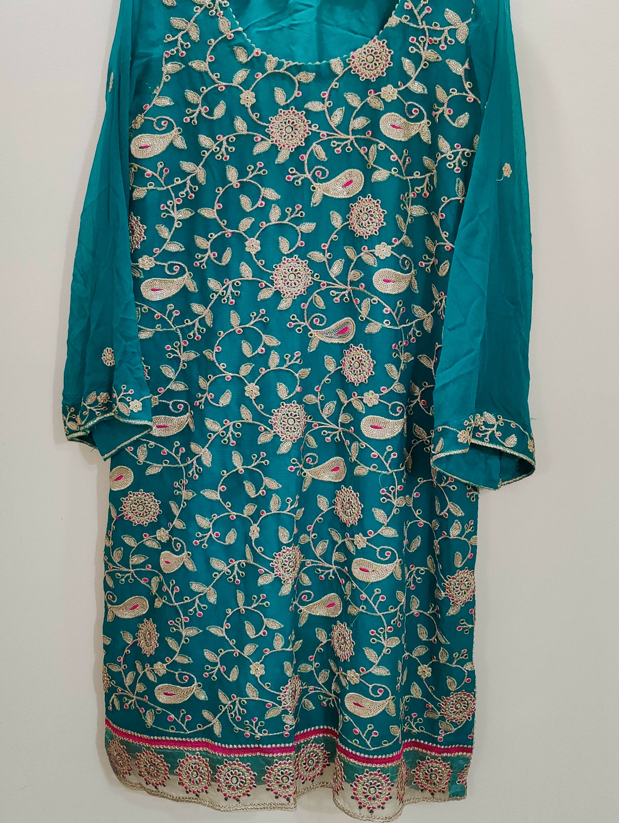 Green 3Pcs | Women Locally Made Formals | Large | Worn Once