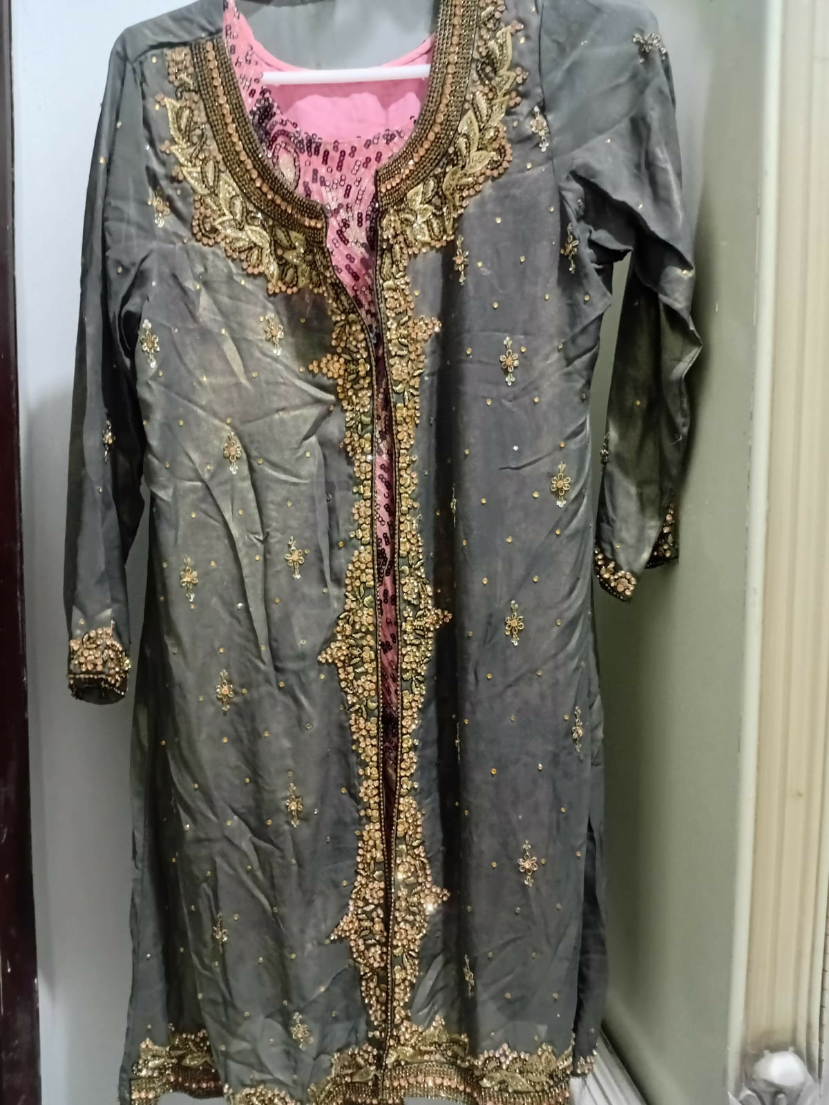 Beautiful Grey Fancy | Women Locally Made Formals | Medium | Worn Once