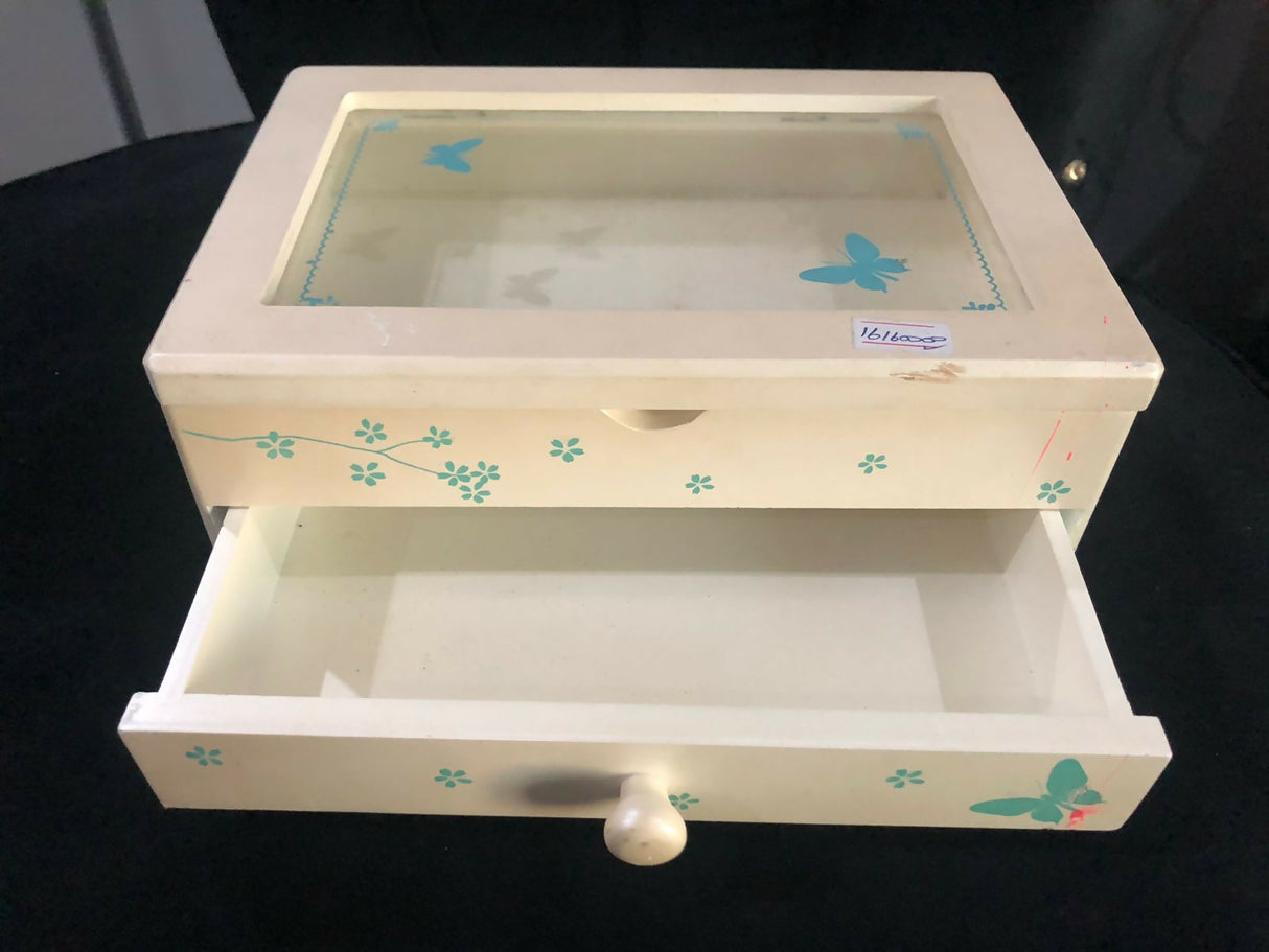 955504C2-4900-4F45-86A5-18E936E33399