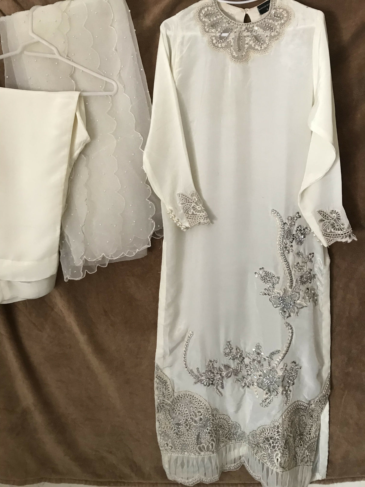 1685B10F-3541-43D1-9D79-CB70E2396ED8