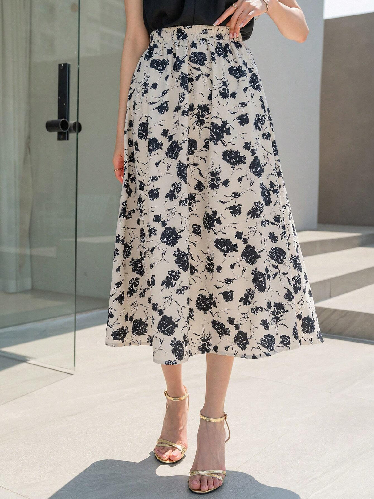 Buy SHEIN DAZY Floral Print High Waist Skirt in Pakistan