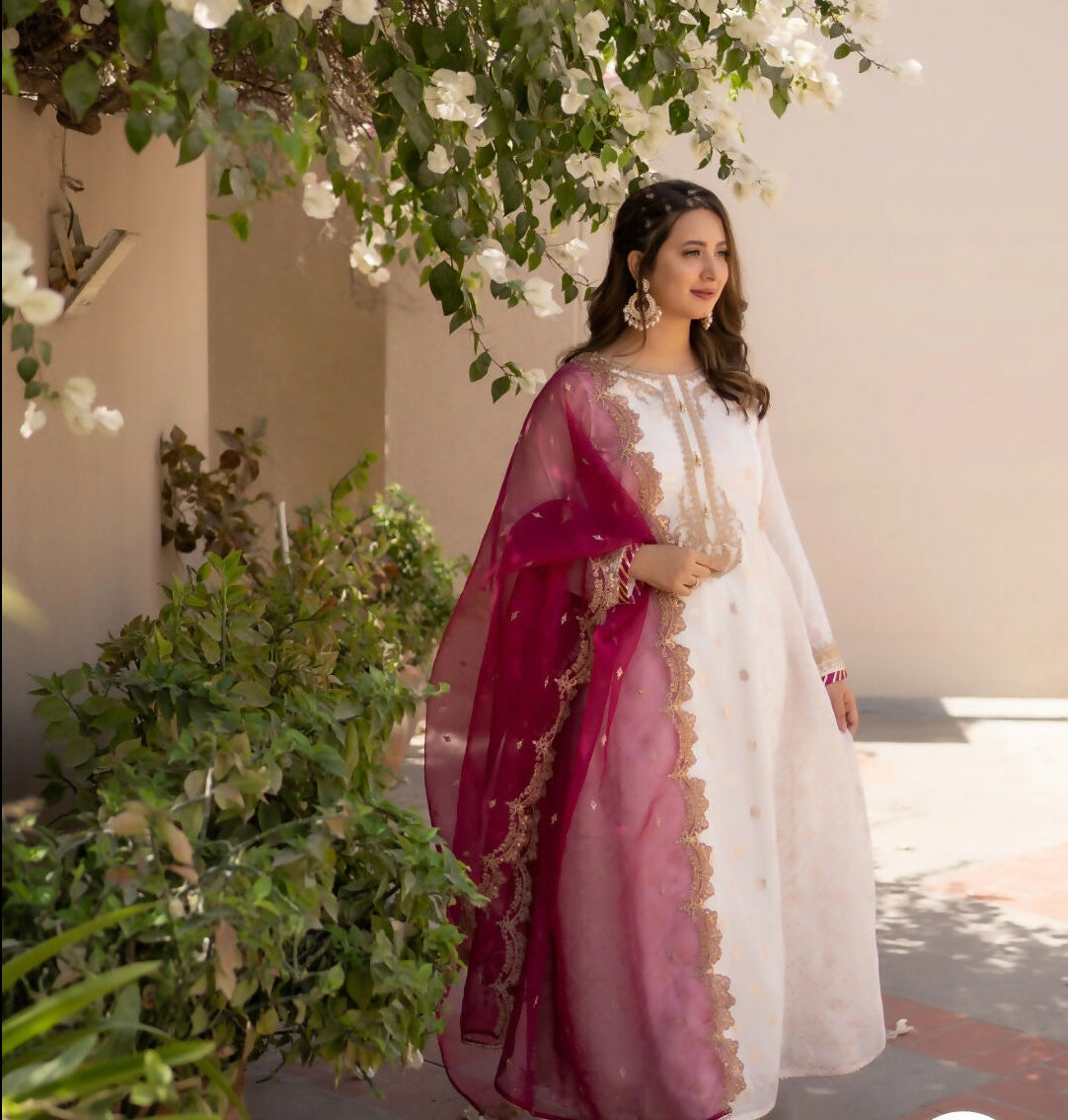 inbound6330340383287082922