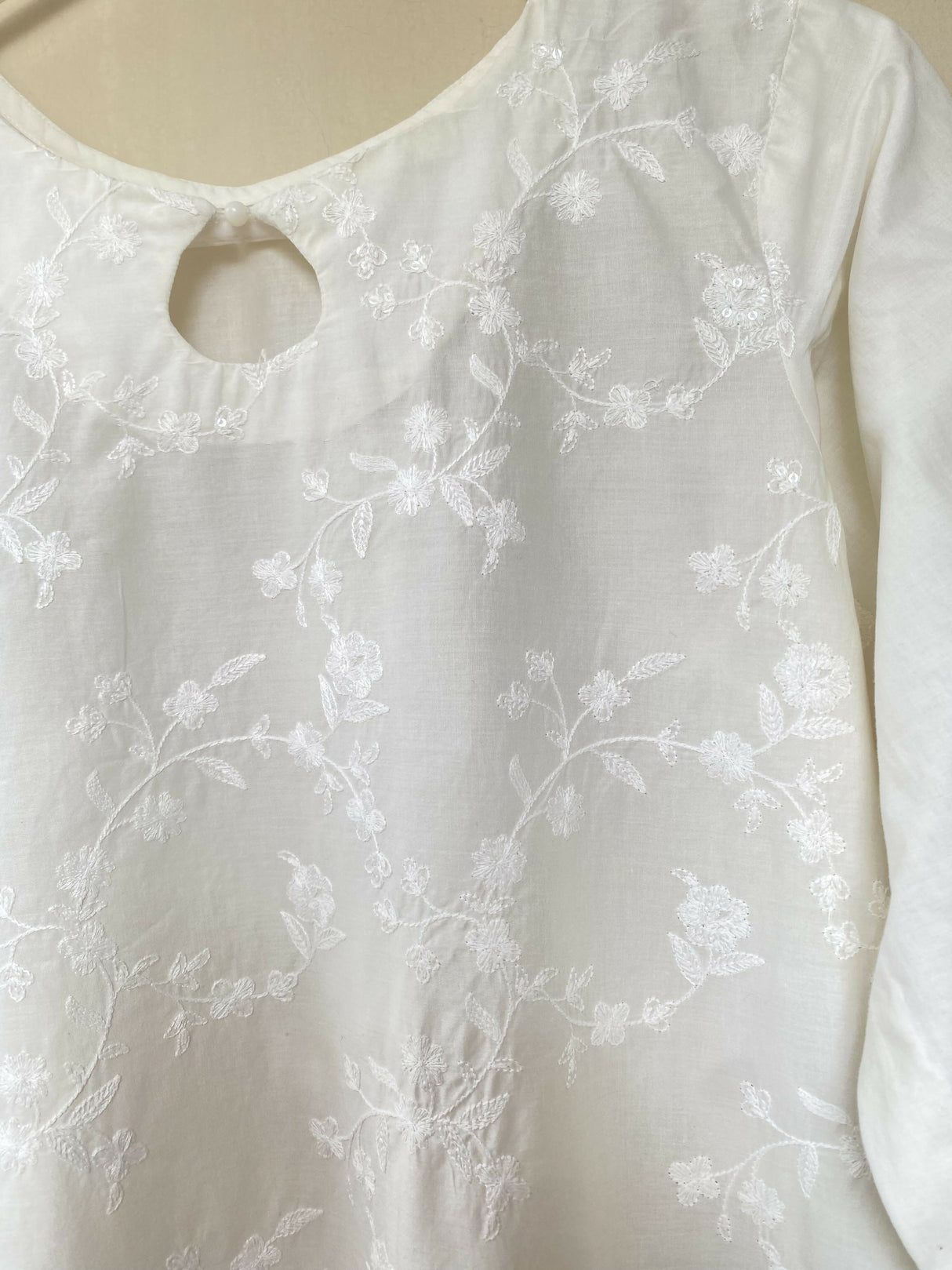 Cross Stitch | Women Branded Kurta | Medium | Worn Once