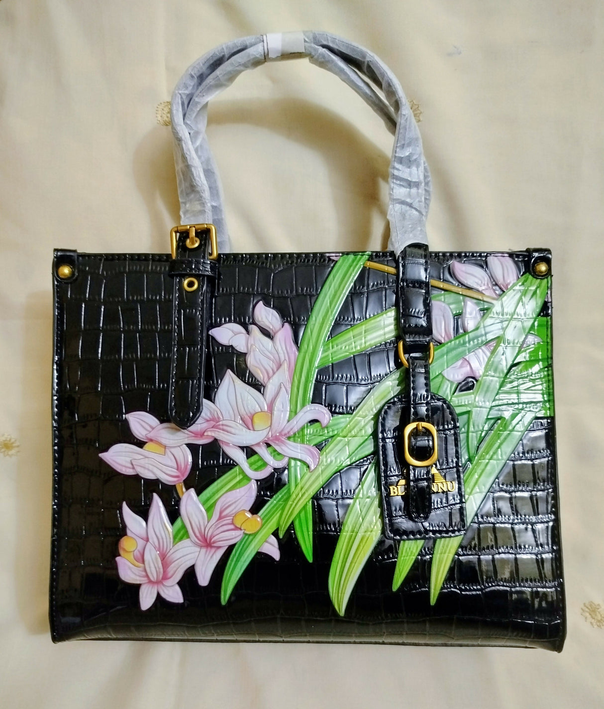 Bi-Tianno | Women Bags | Shoulder & Tote Bags | Medium | Black | Brand New