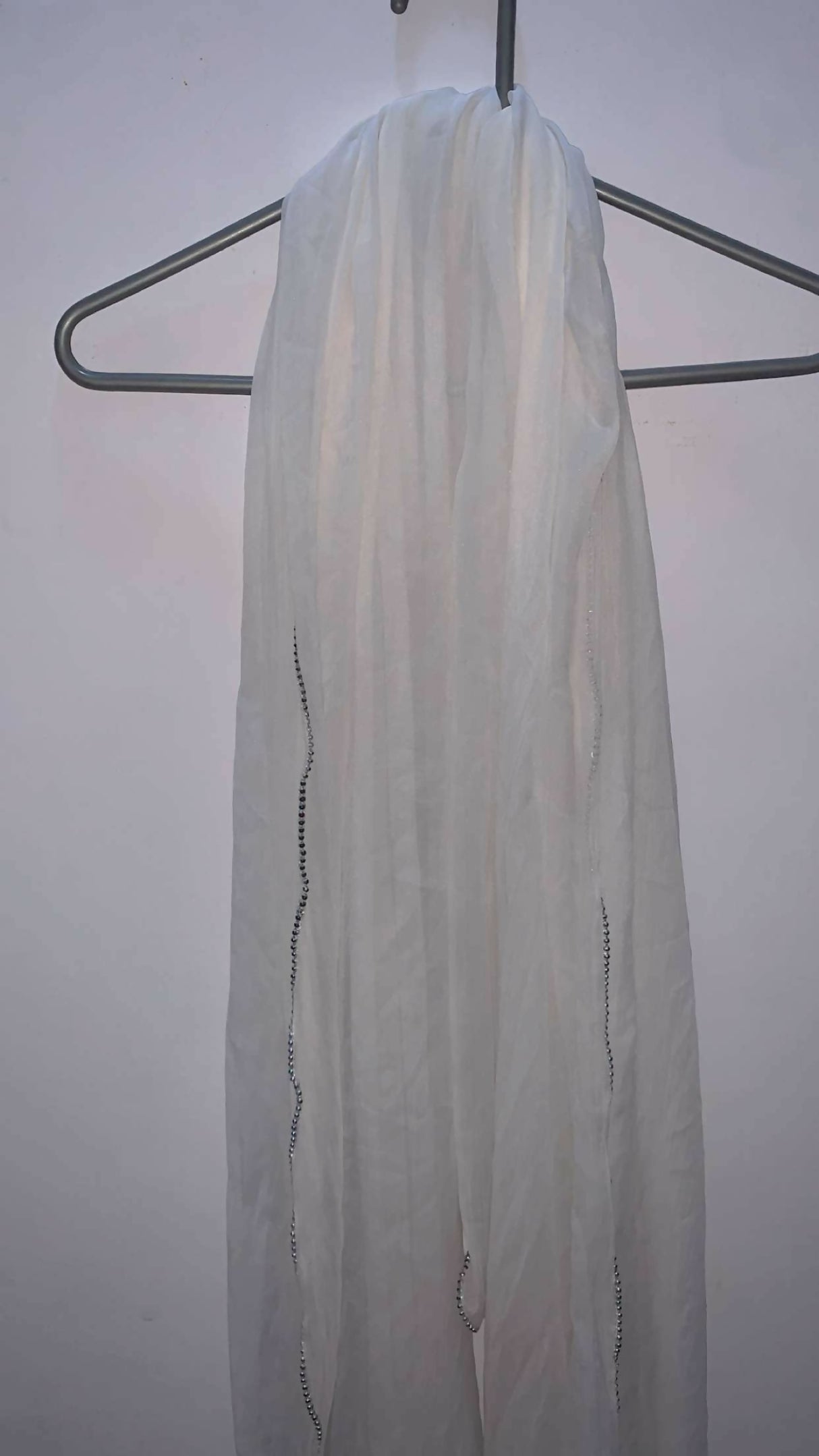 Plain White Stylish Staller/ Scarf | Women Accessories | Standard | Preloved