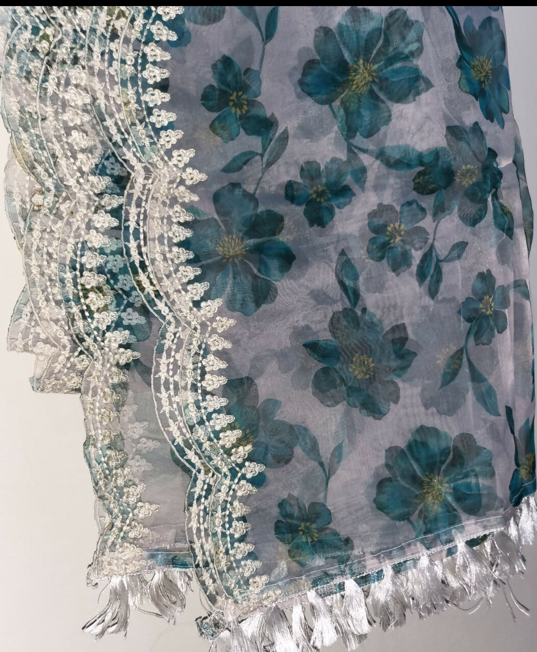 Beautiful 2Pcs Suit | Women Locally Made Formals | Medium | New