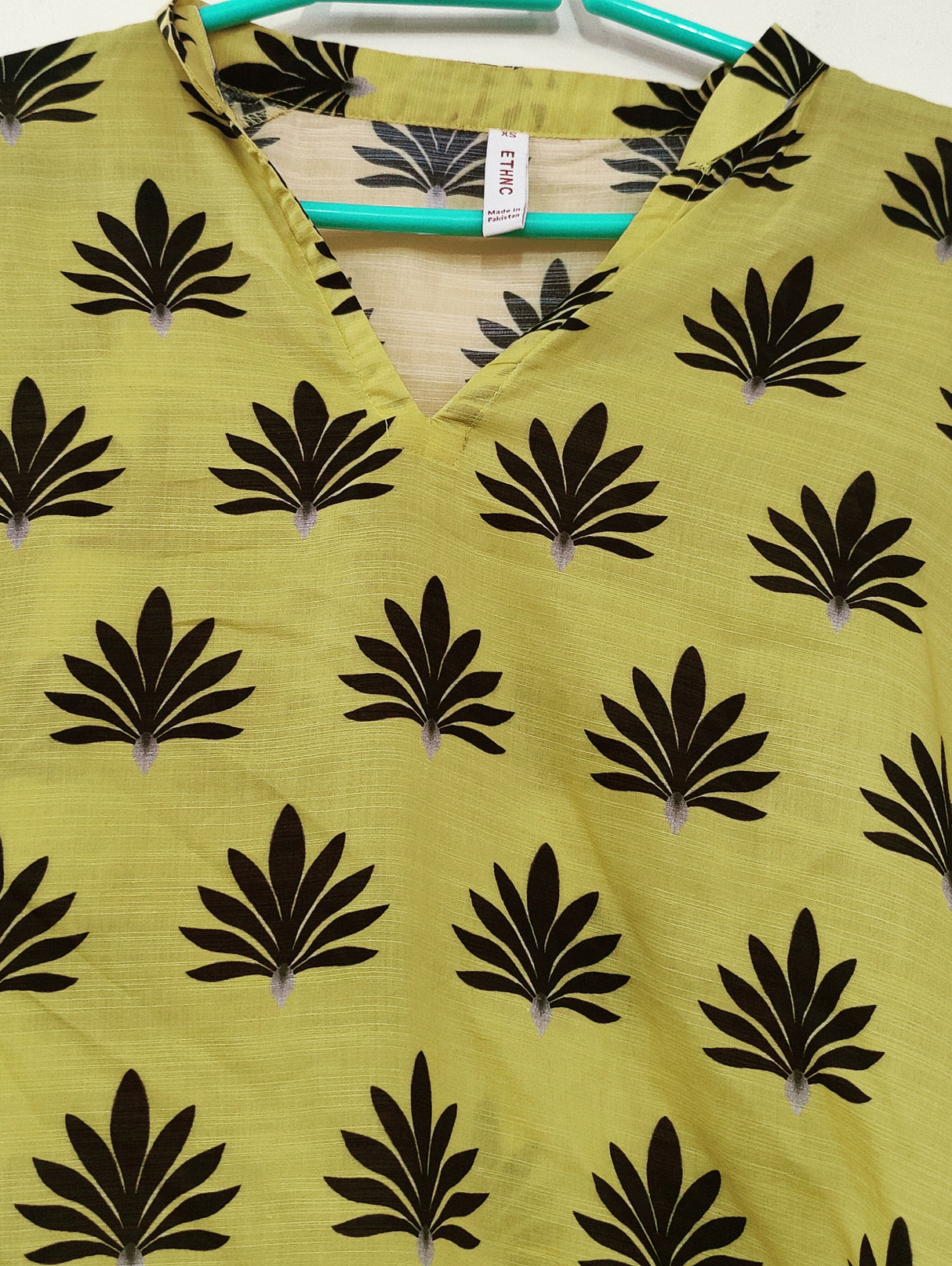 Ethnc | Women Branded Kurta | Medium | New