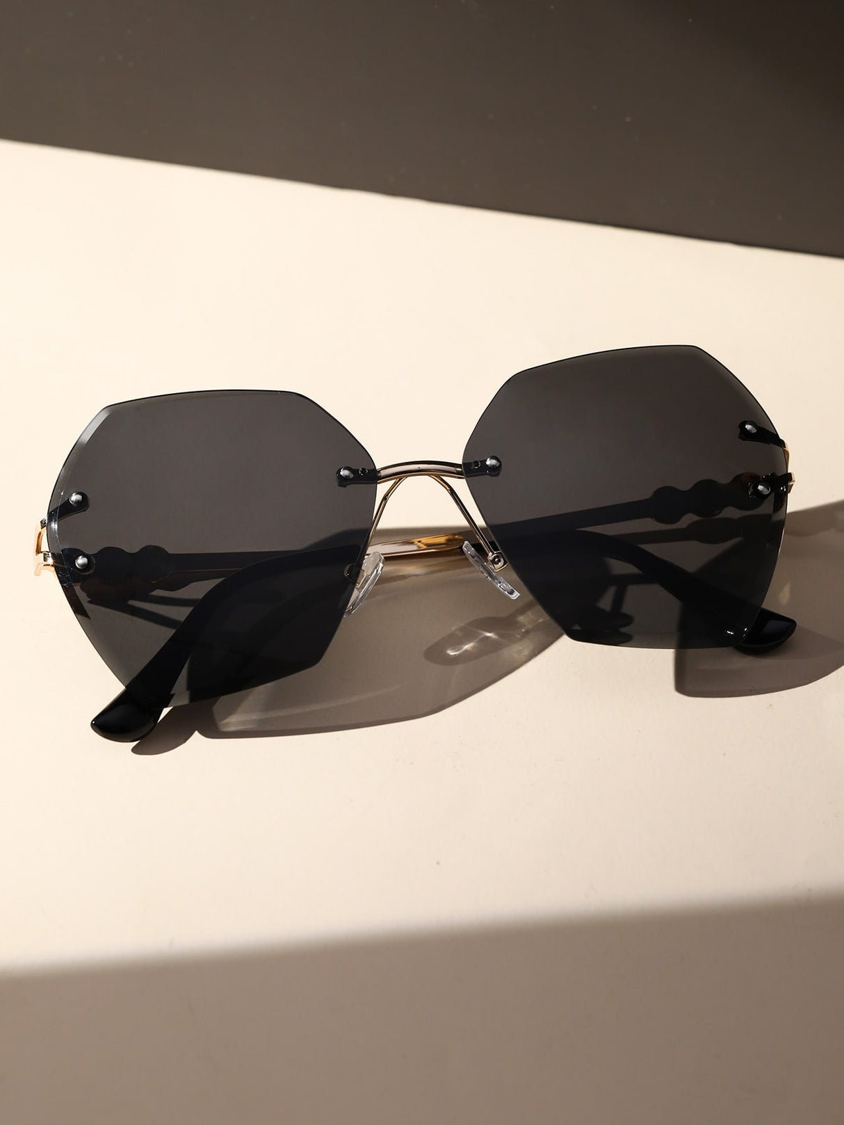 Buy SHEIN Faux Pearl Decor Rimless Fashion Glasses in Pakistan