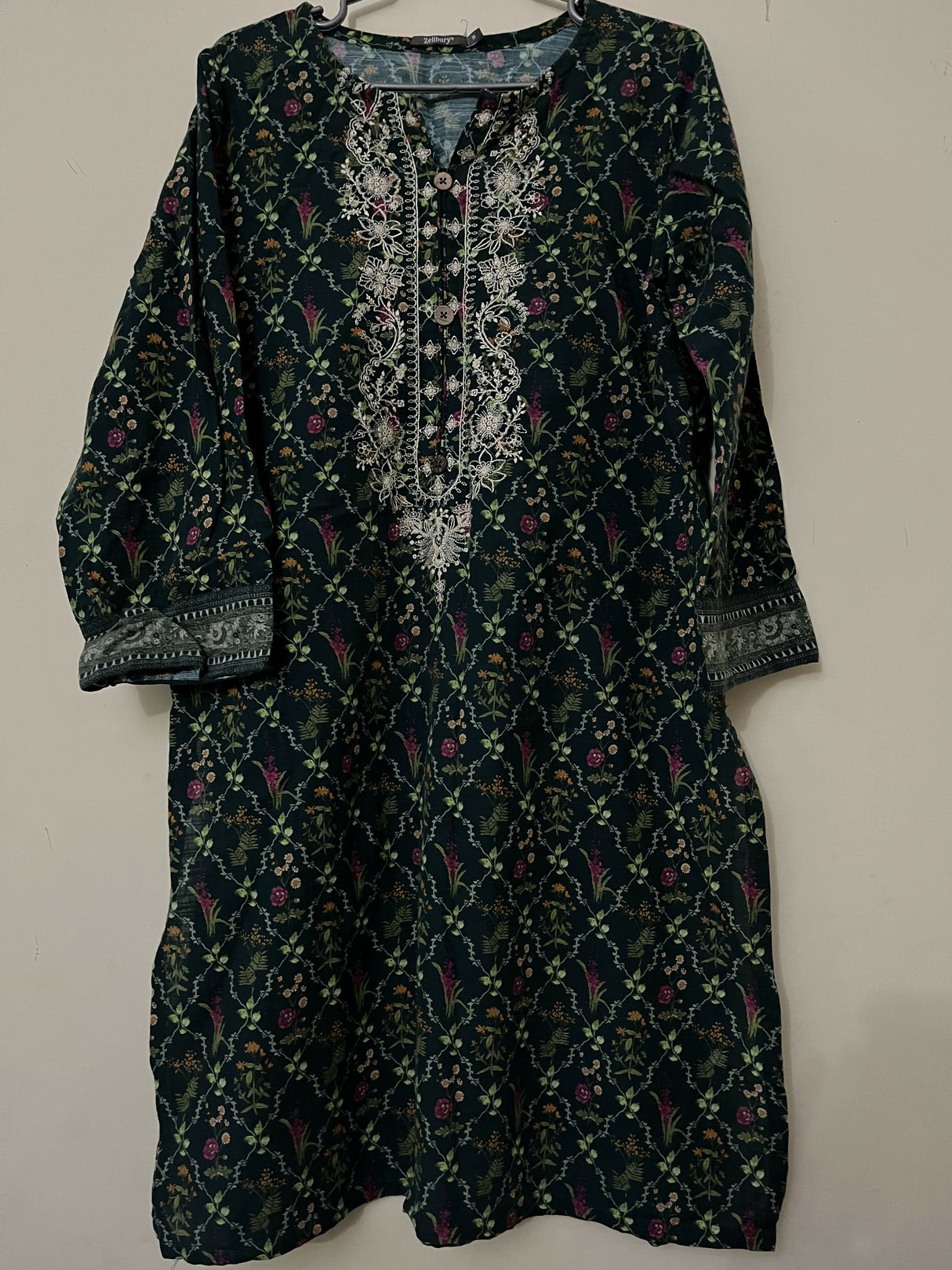 Zellbury | Women Branded Kurta | Medium | Preloved