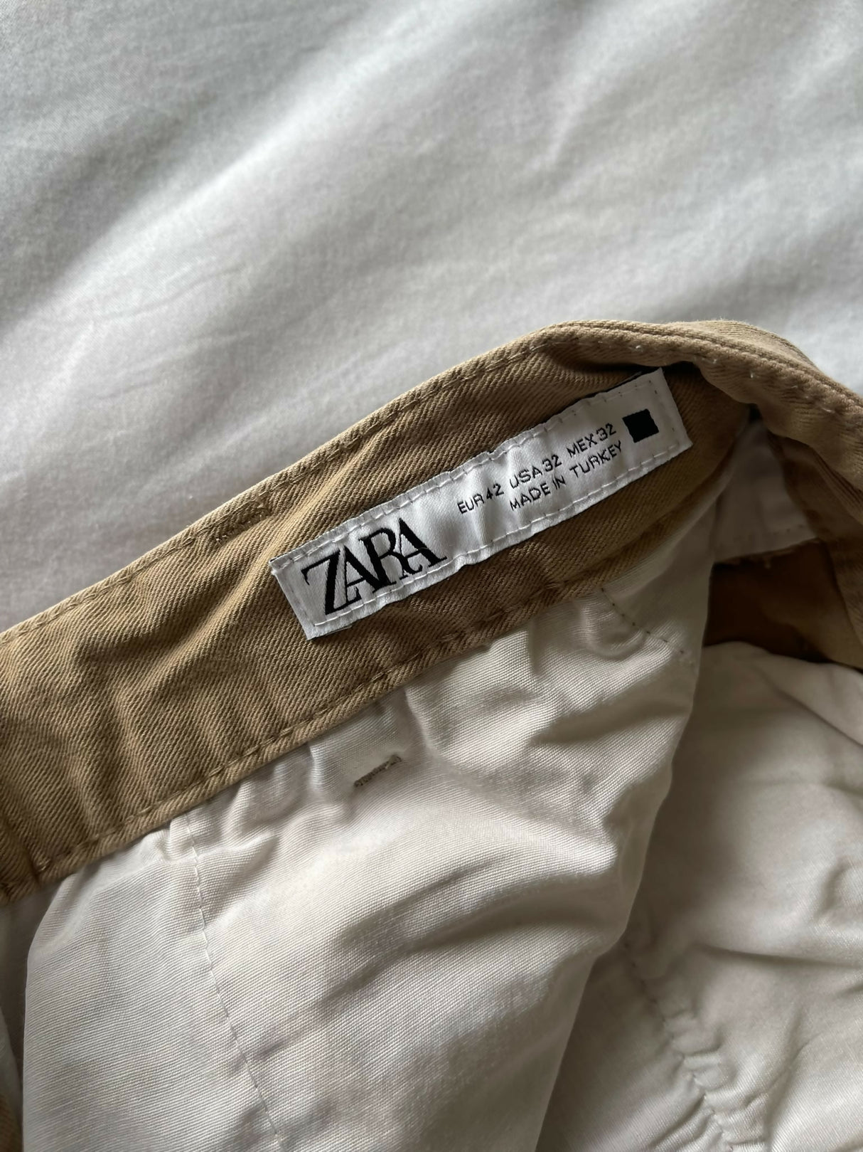 Zara | Men Jeans & Bottoms | Size: 32 | Beige | Preloved