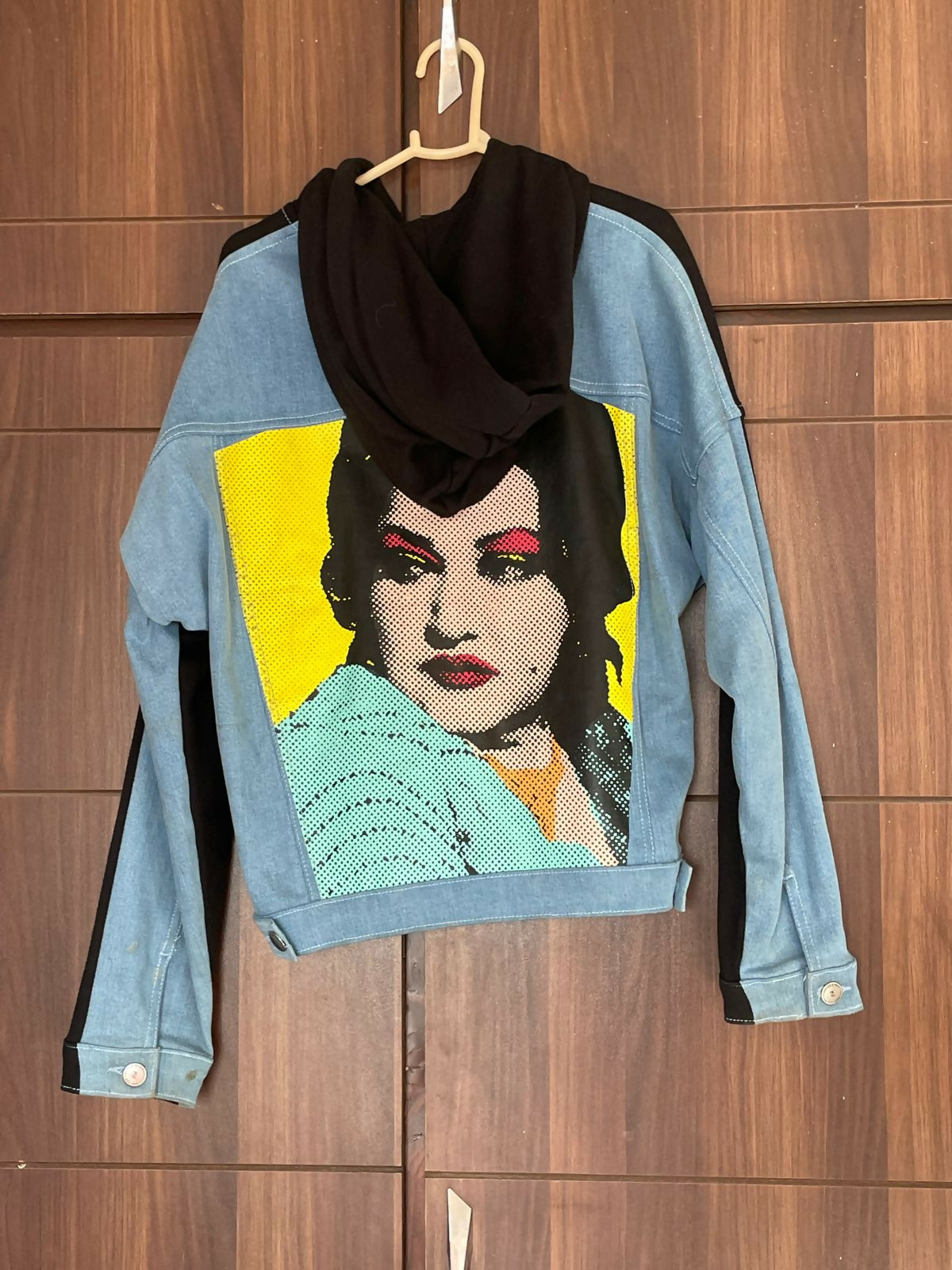 Noor Jahan Jacket | Women Sweaters & Jackets | Large | Worn Once