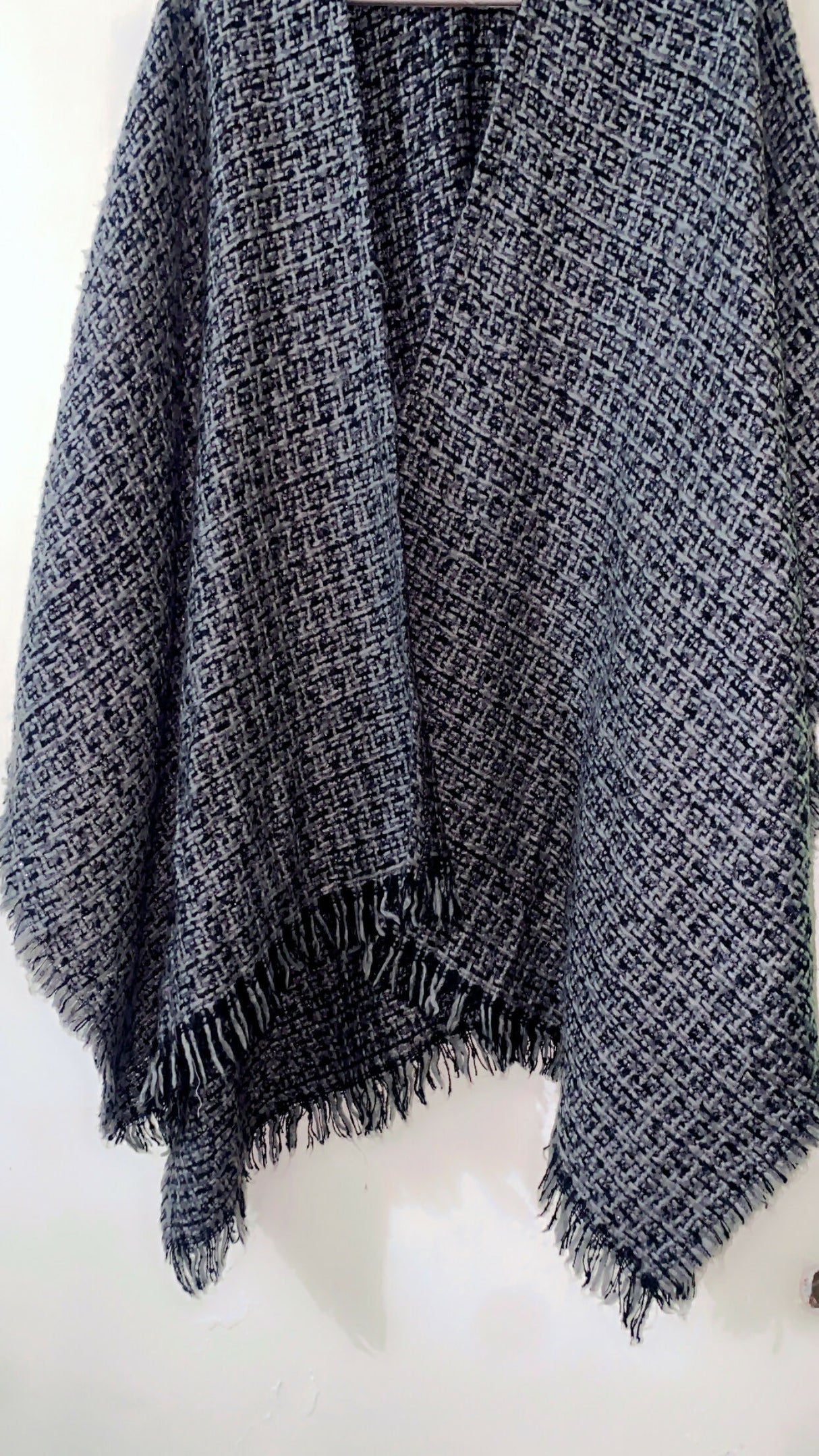 Cap Shawl | Women Sweaters & Jackets | Medium | Preloved