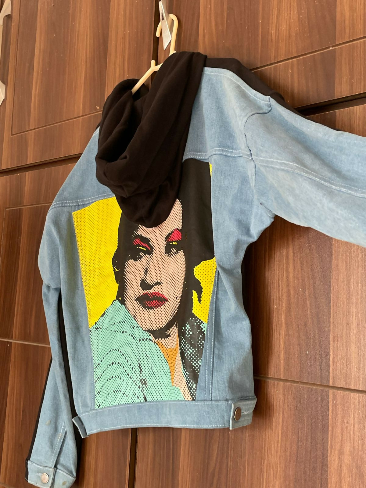 Noor Jahan Jacket | Women Sweaters & Jackets | Large | Worn Once