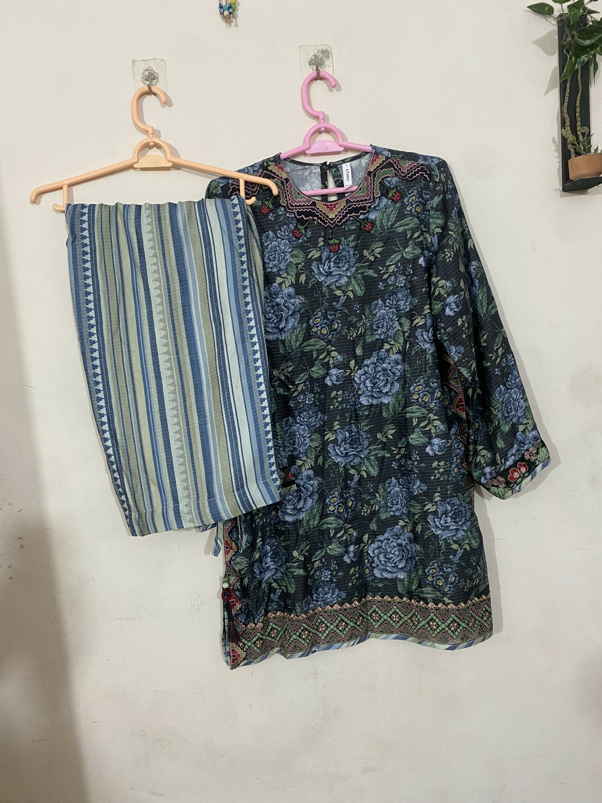 Ethnc | Women Branded Kurta | Blue | Large | Worn Once