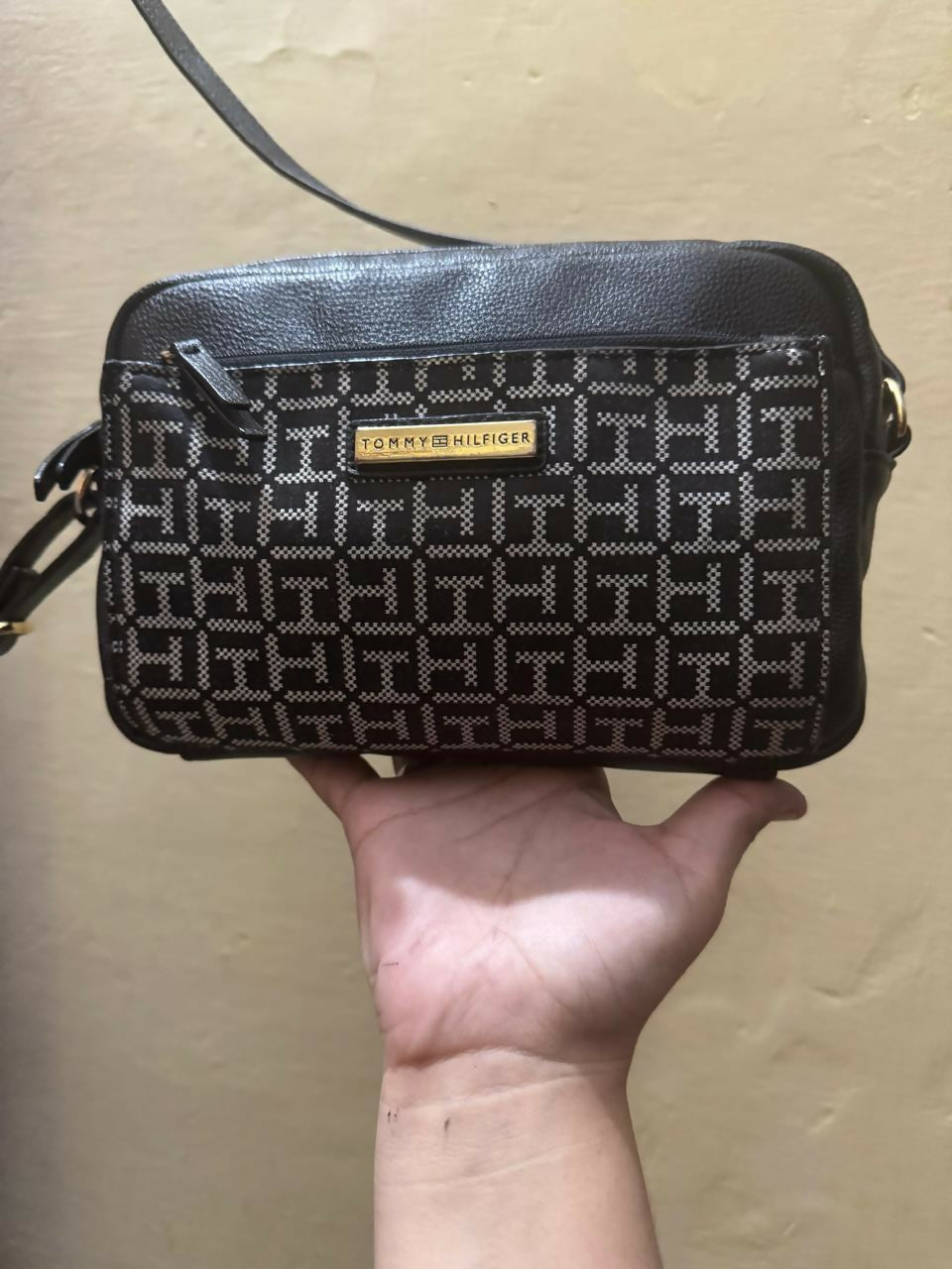Tommy Hilfiger | Women Bags | Small | Preloved