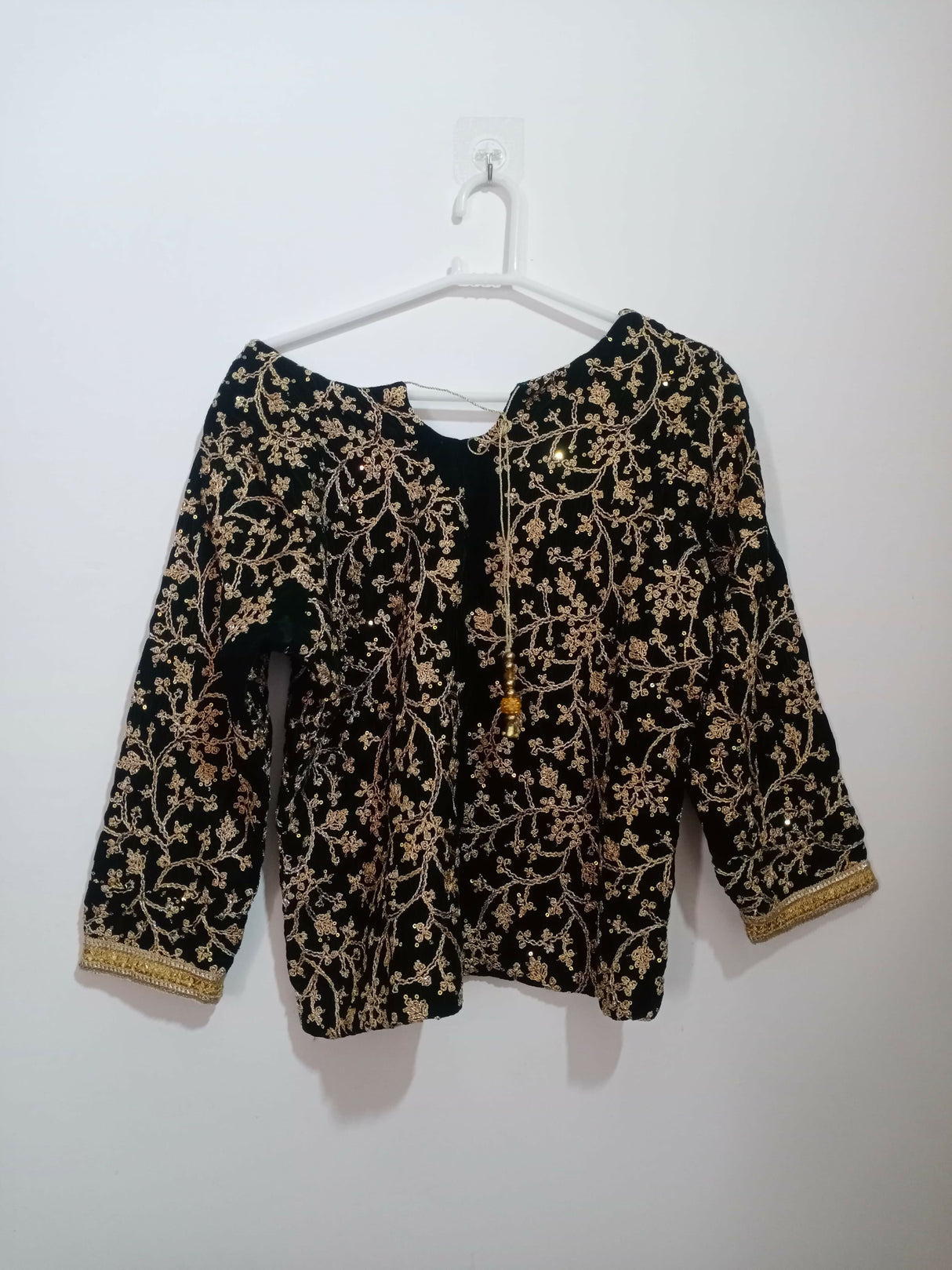 Peach Saree with Velvet Blouse | Women Sarees | Women Locally Made Formals | X Large | Preloved