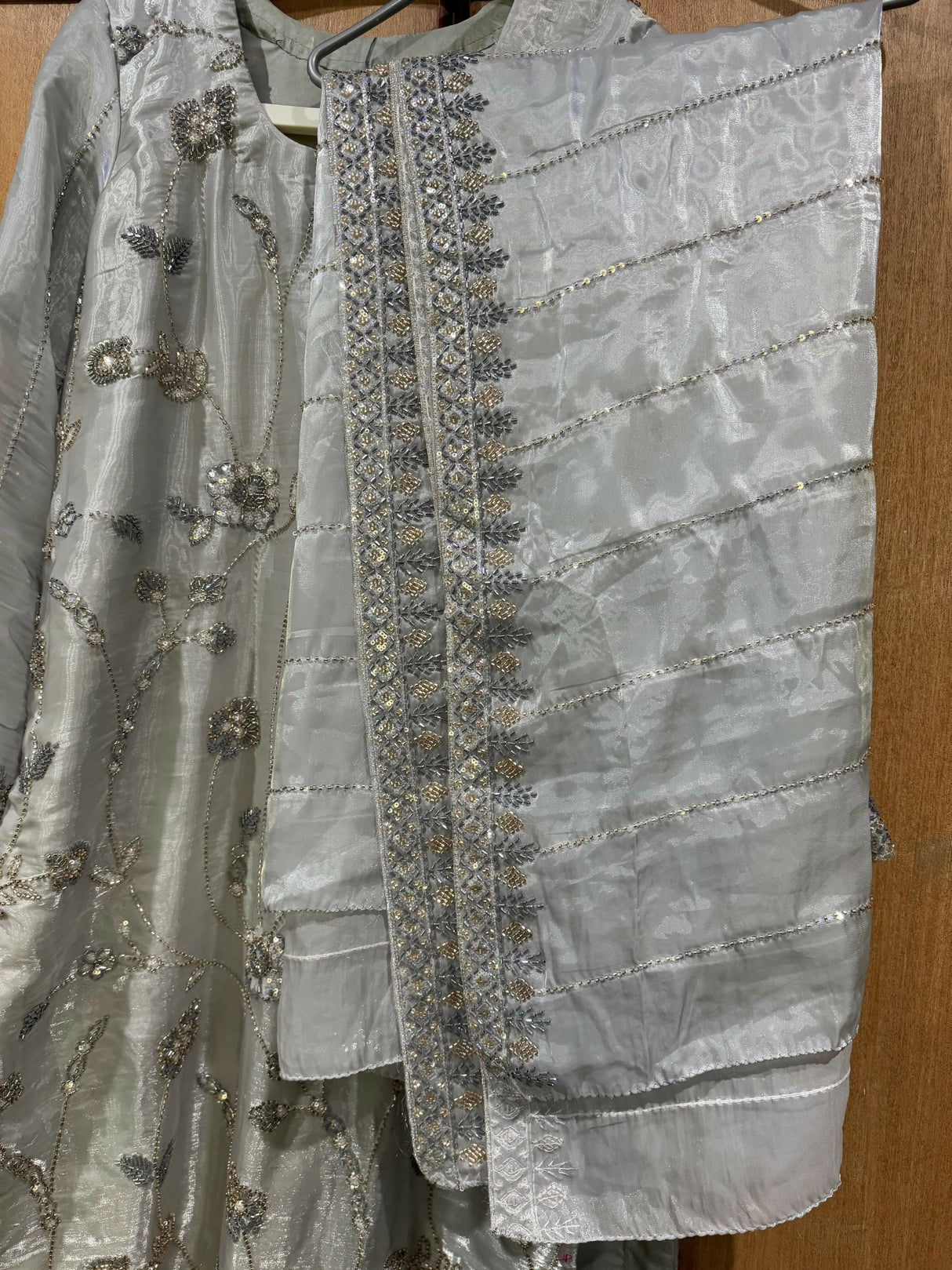 999e88b4-8db5-4f8b-b717-866c7a014ec1